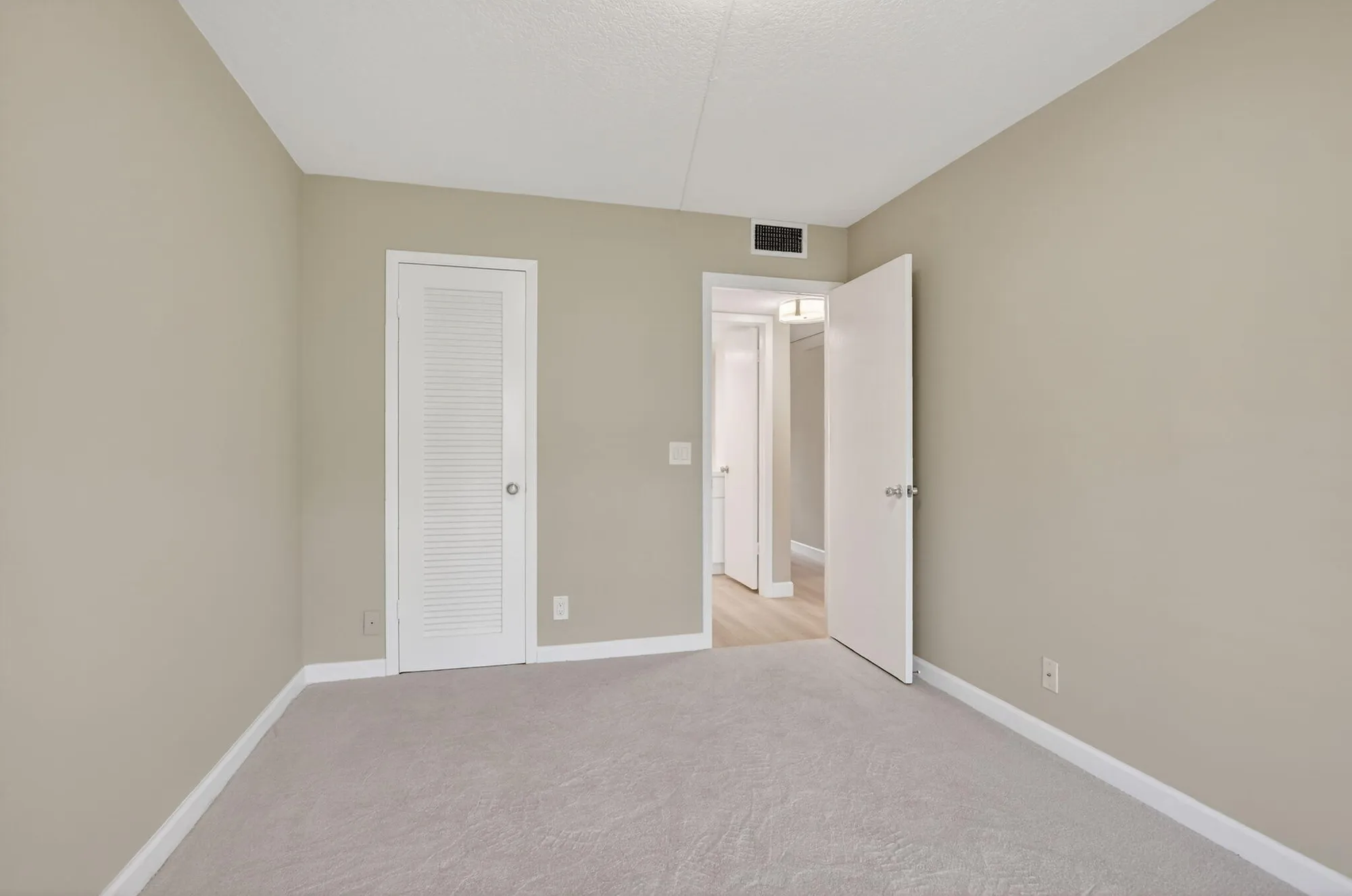 Property Slideshow image 22 of 43 | 277 brighton g, Boca Raton, FL, 33434