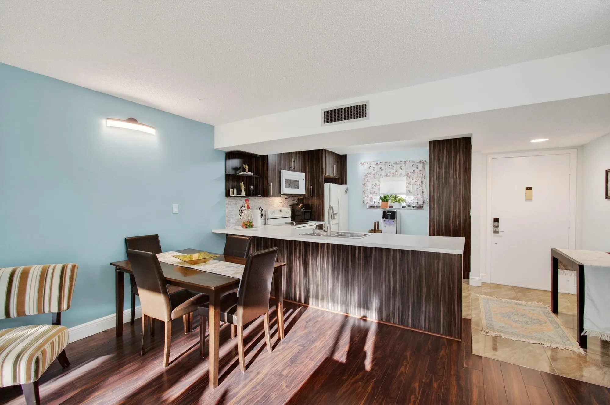 Property Slideshow image 17 of 65 | 5220 las verdes cir apt 322, Delray Beach, FL, 33484