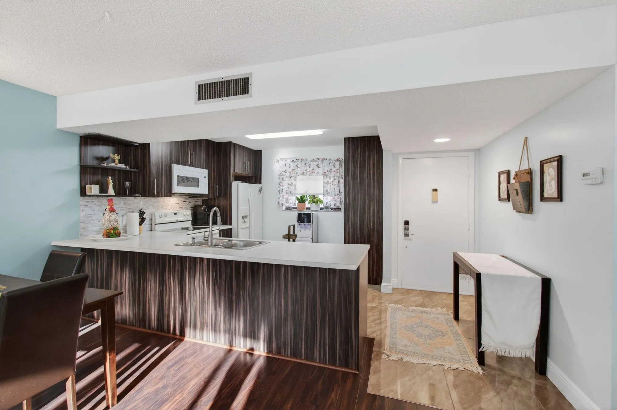 Property Slideshow image 18 of 65 | 5220 las verdes cir apt 322, Delray Beach, FL, 33484