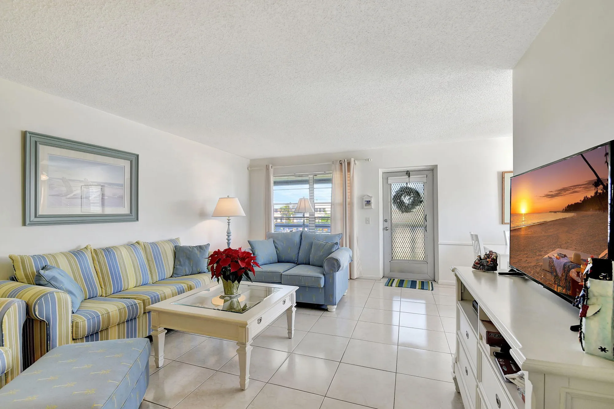 Property Slideshow image 4 of 30 | 24 chatham a, West Palm Beach, FL, 33417