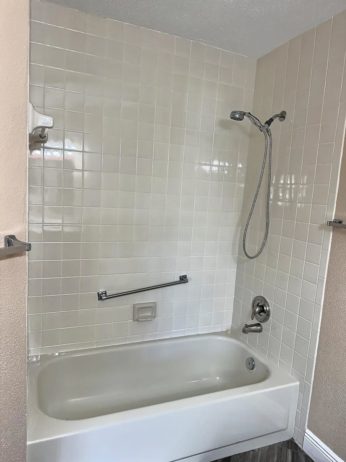 Property Slideshow image 14 of 28 | 3348 lucerne park dr # 3348, Greenacres, FL, 33467