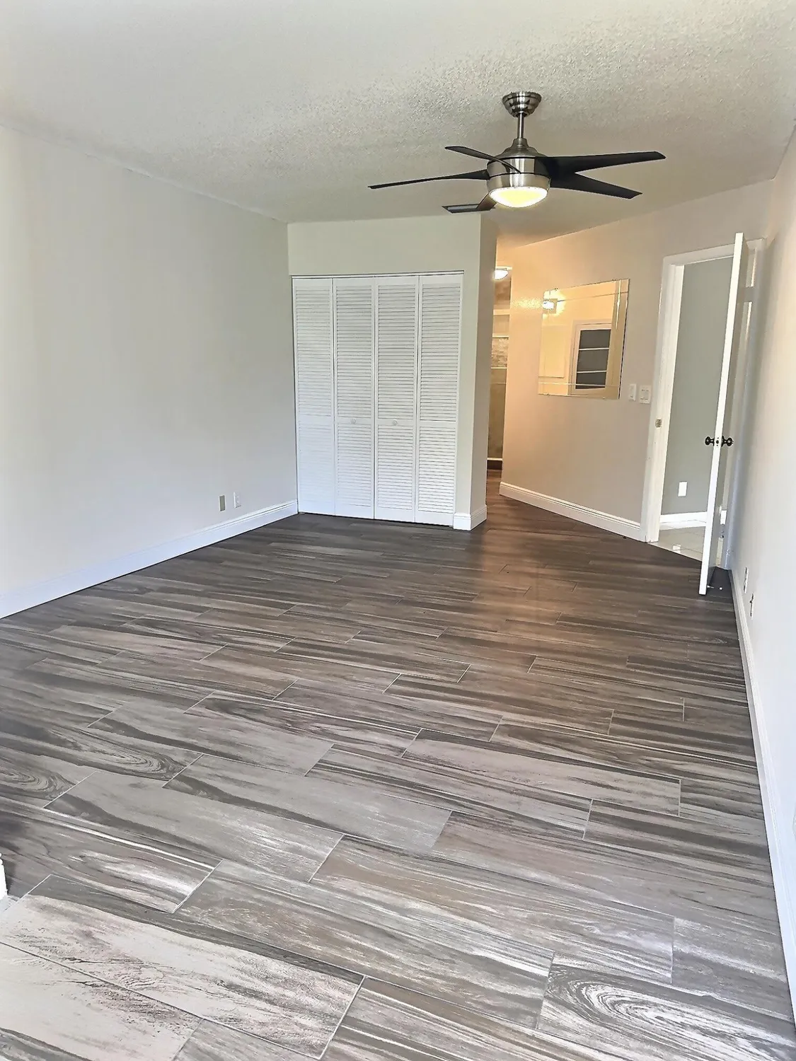 Property Slideshow image 16 of 28 | 3348 lucerne park dr # 3348, Greenacres, FL, 33467