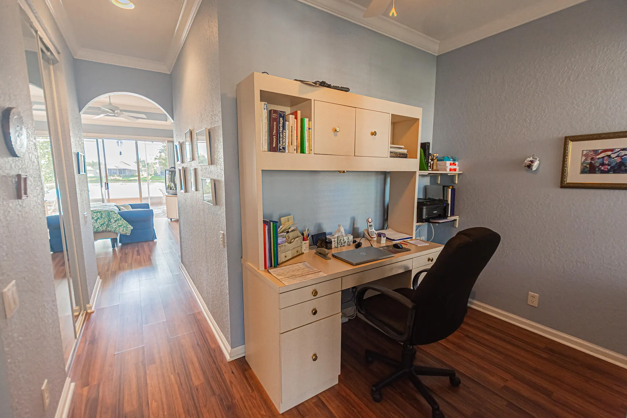 Property Slideshow image 11 of 40 | 468 nw blue lake dr, Port Saint Lucie, FL, 34986