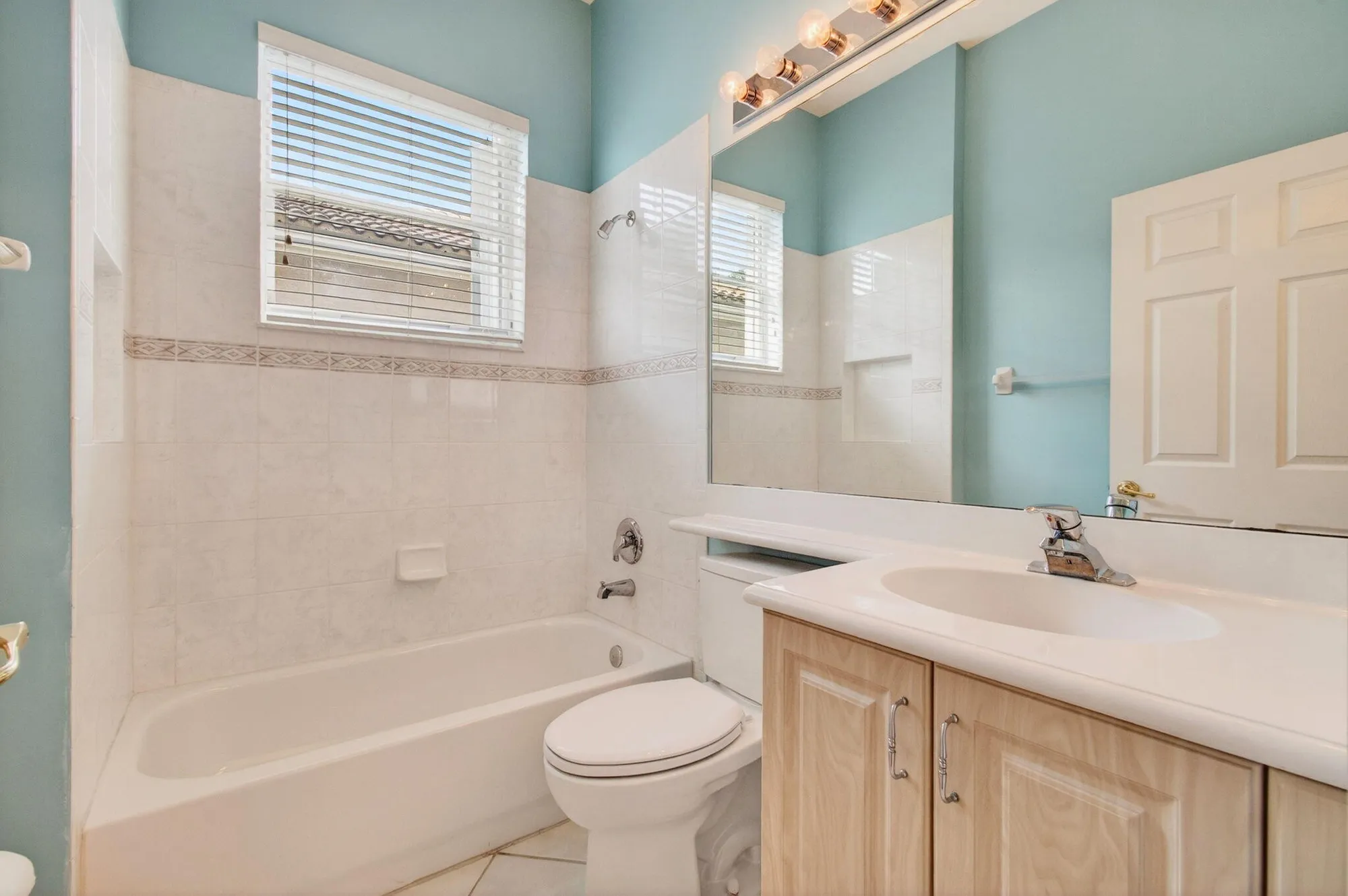 Property Slideshow image 23 of 57 | 7102 prado lake dr, Delray Beach, FL, 33446