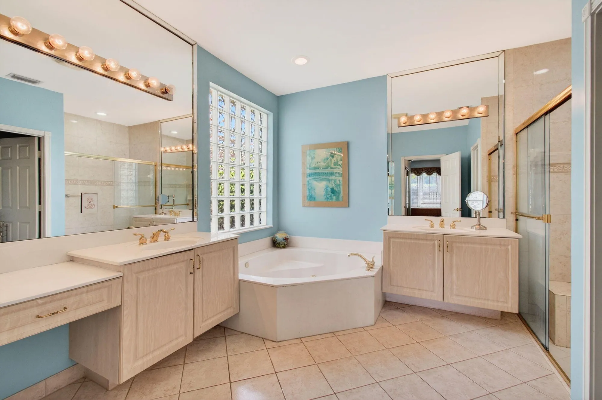 Property Slideshow image 15 of 57 | 7102 prado lake dr, Delray Beach, FL, 33446
