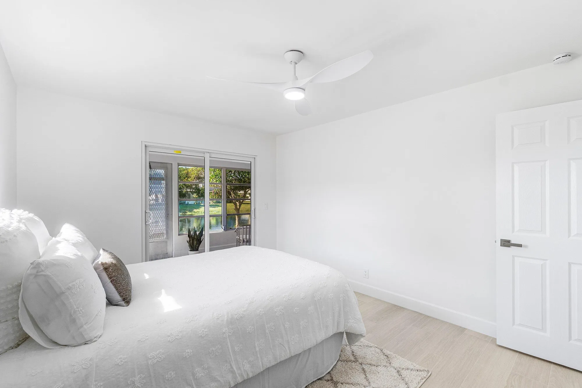 Property Slideshow image 25 of 64 | 149 valencia g, Delray Beach, FL, 33446