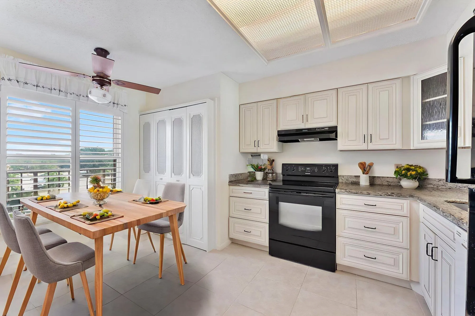 Property Slideshow image 16 of 29 | 14575 bonaire blvd apt 304, Delray Beach, FL, 33446