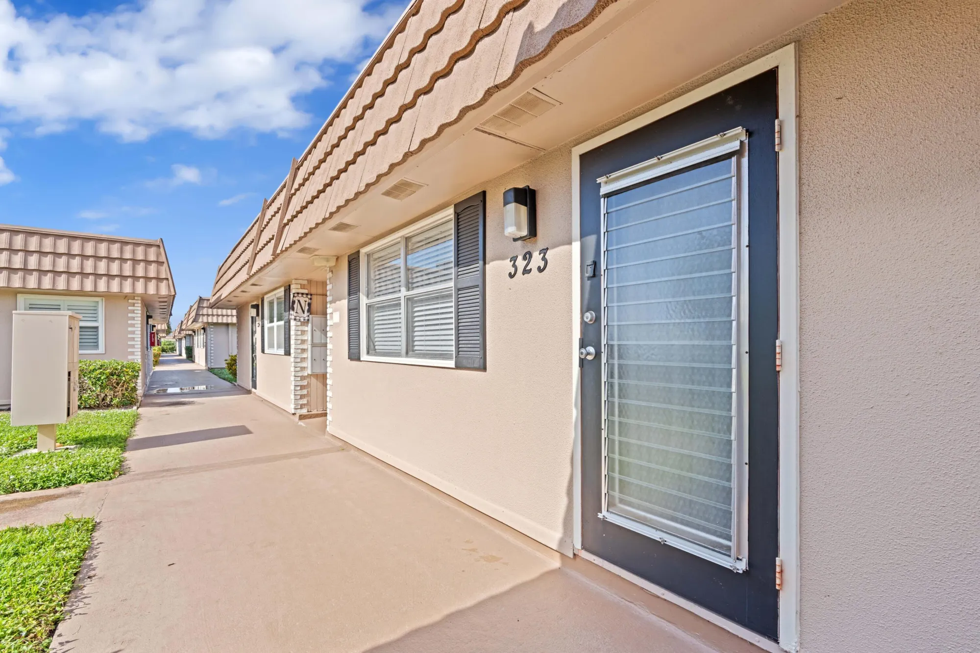 Property Slideshow image 17 of 31 | 323 seville, Delray Beach, FL, 33446