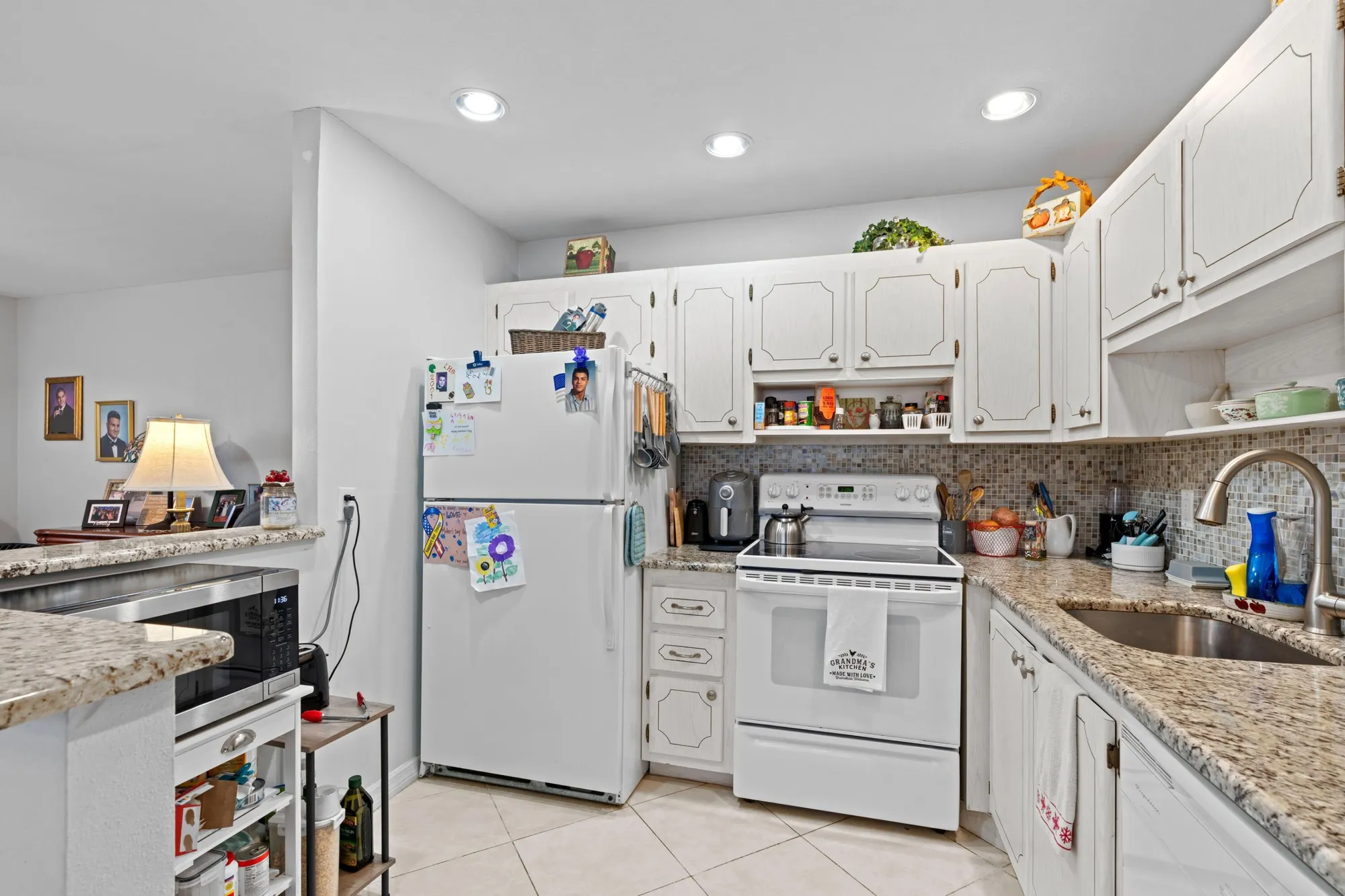 Property Slideshow image 11 of 31 | 323 seville, Delray Beach, FL, 33446