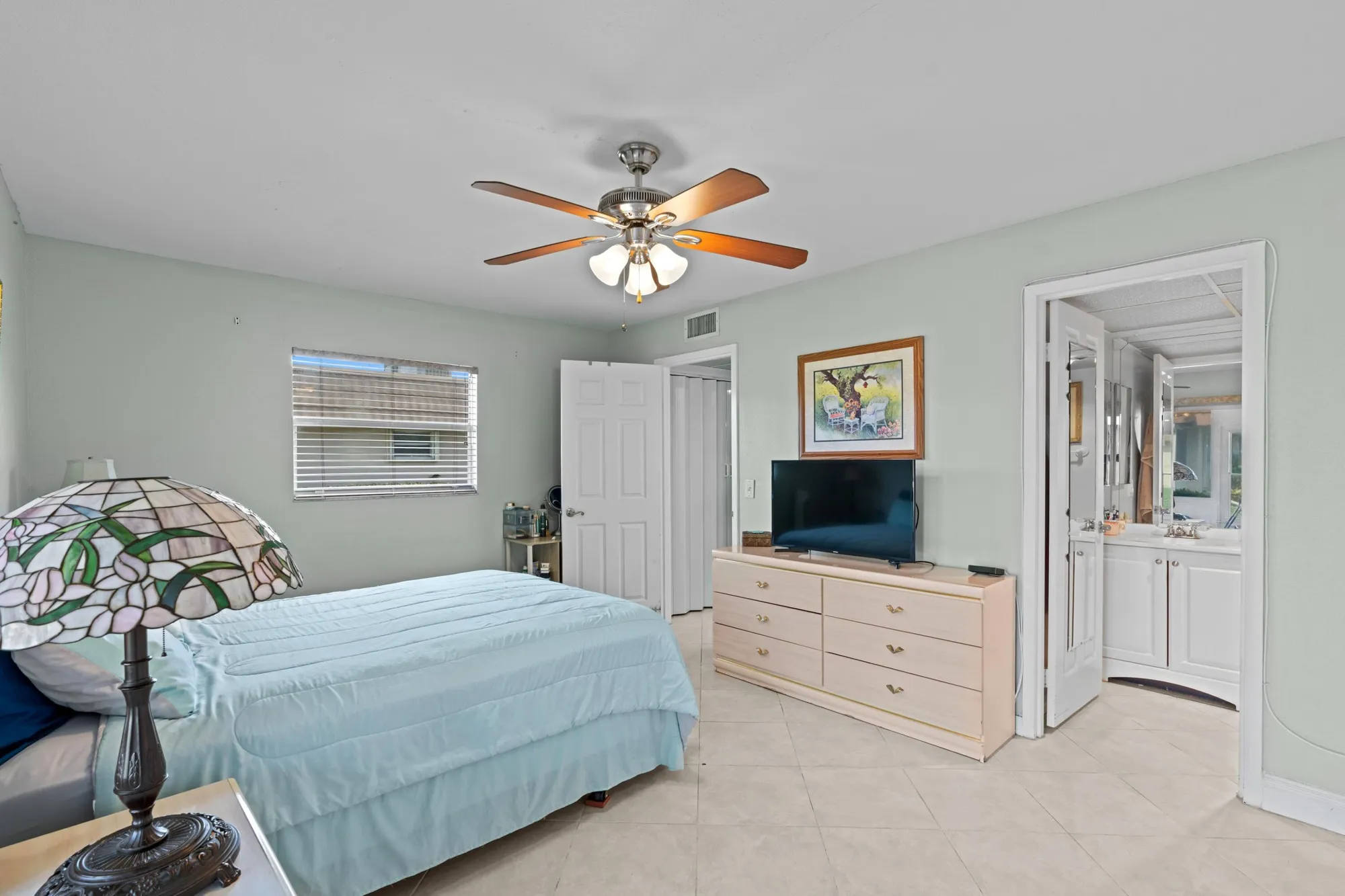 Property Slideshow image 13 of 31 | 323 seville, Delray Beach, FL, 33446