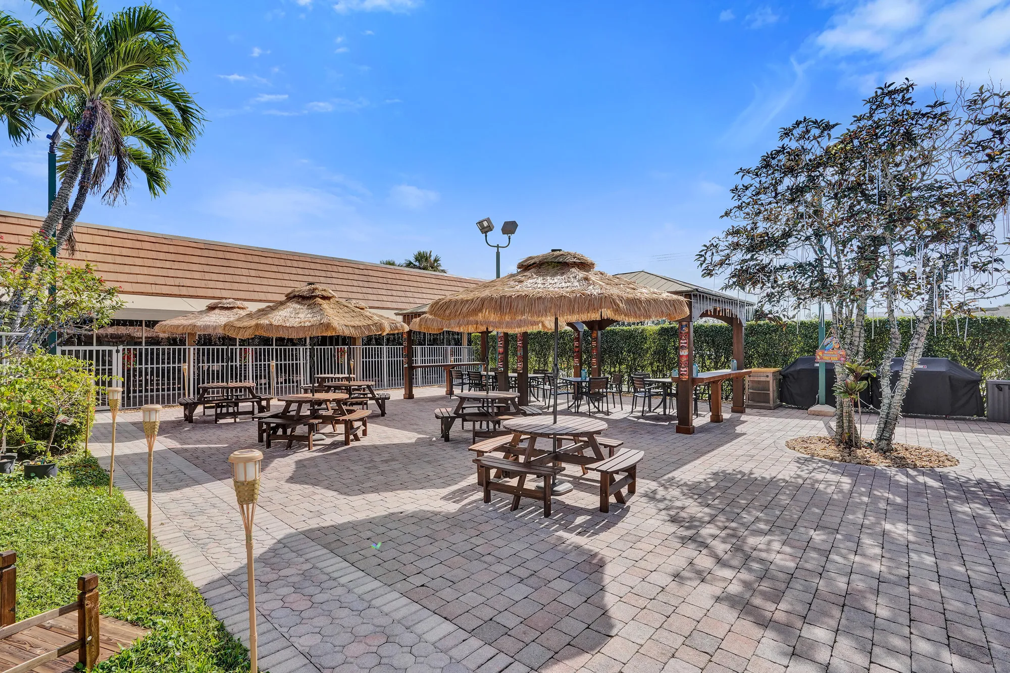 Property Slideshow image 57 of 64 | 140 lake meryl dr apt 140, West Palm Beach, FL, 33411