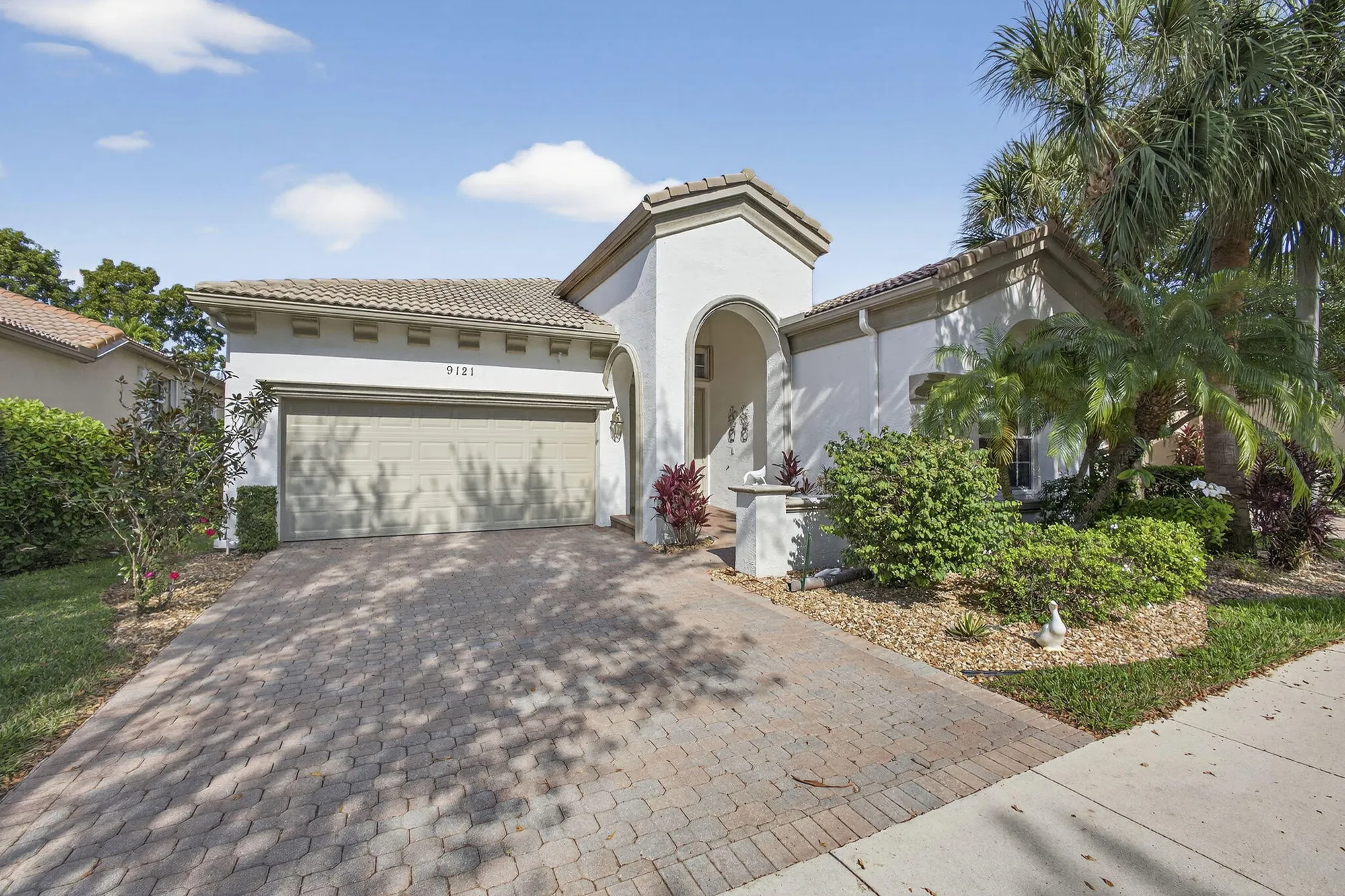Property Slideshow image 2 of 60 | 9121 via elegante, Wellington, FL, 33411