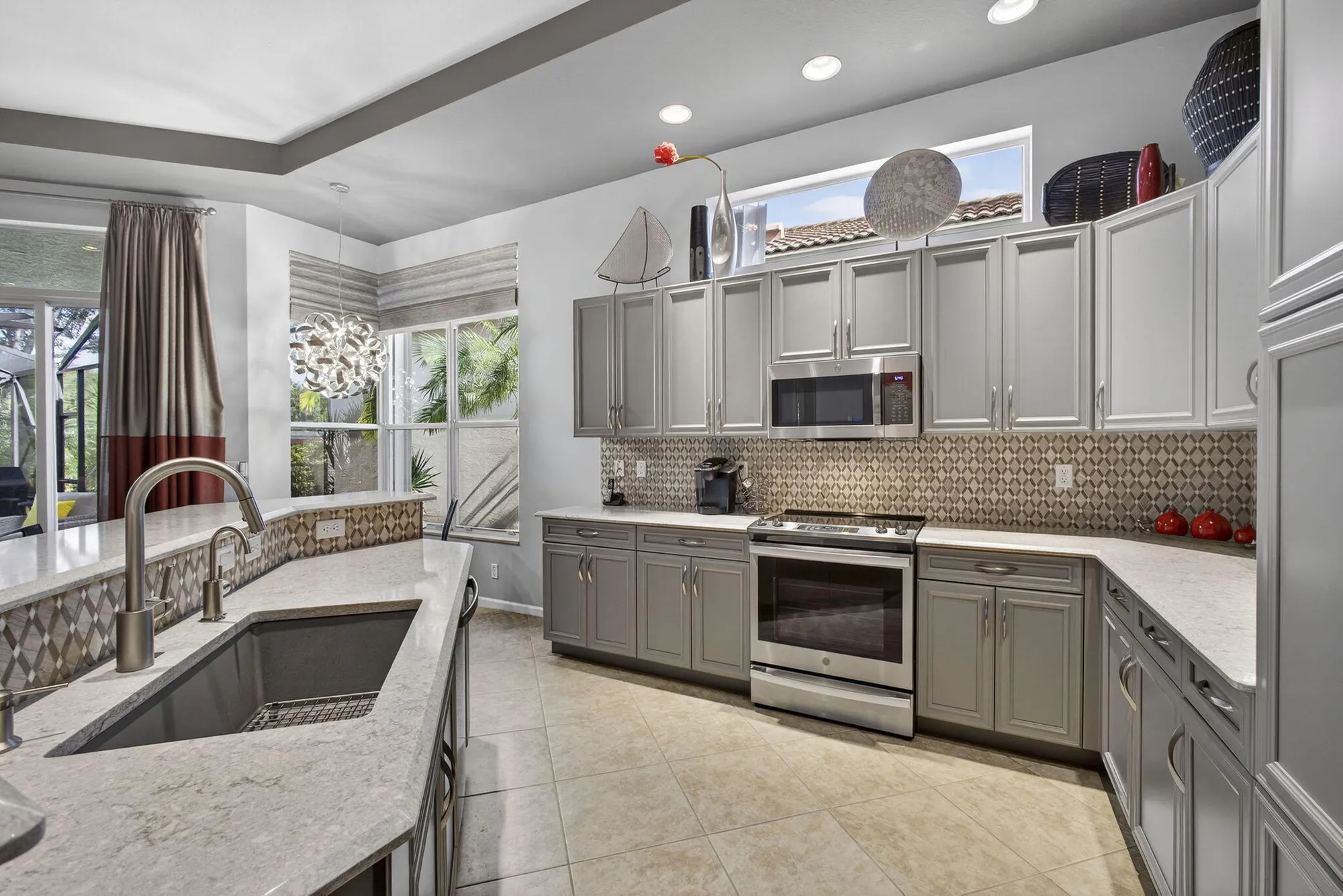 Property Slideshow image 12 of 60 | 9121 via elegante, Wellington, FL, 33411