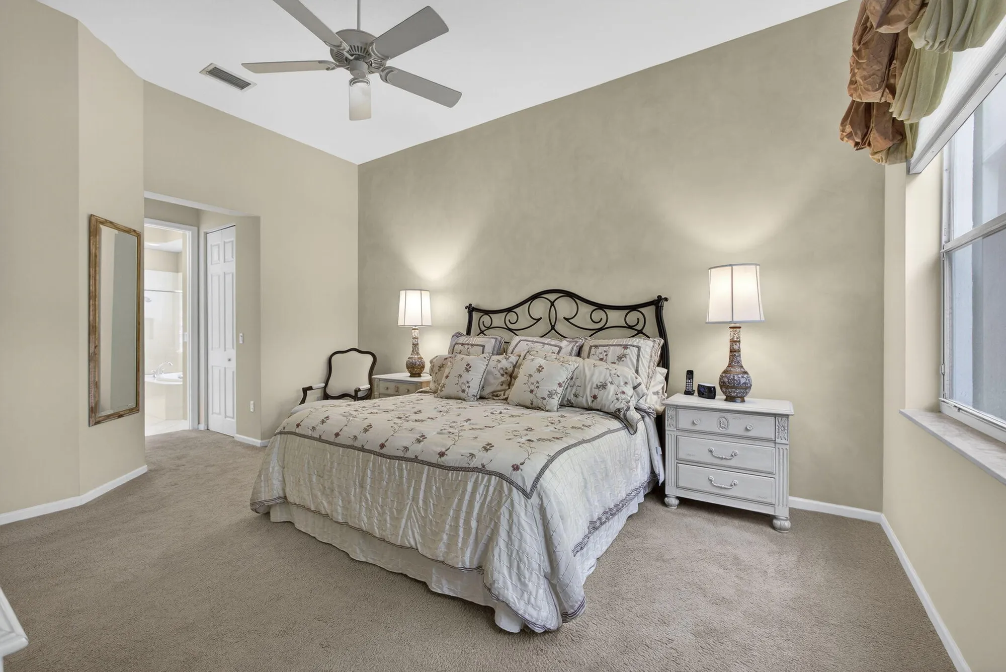 Property Slideshow image 27 of 60 | 9121 via elegante, Wellington, FL, 33411