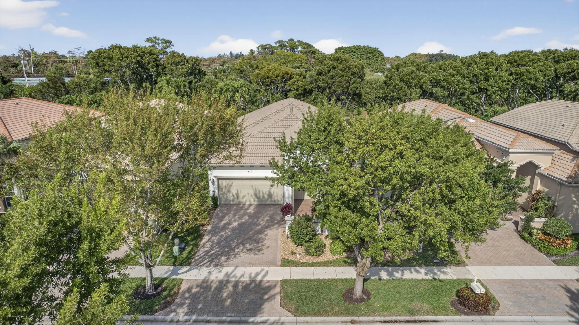 Property Slideshow image 48 of 60 | 9121 via elegante, Wellington, FL, 33411