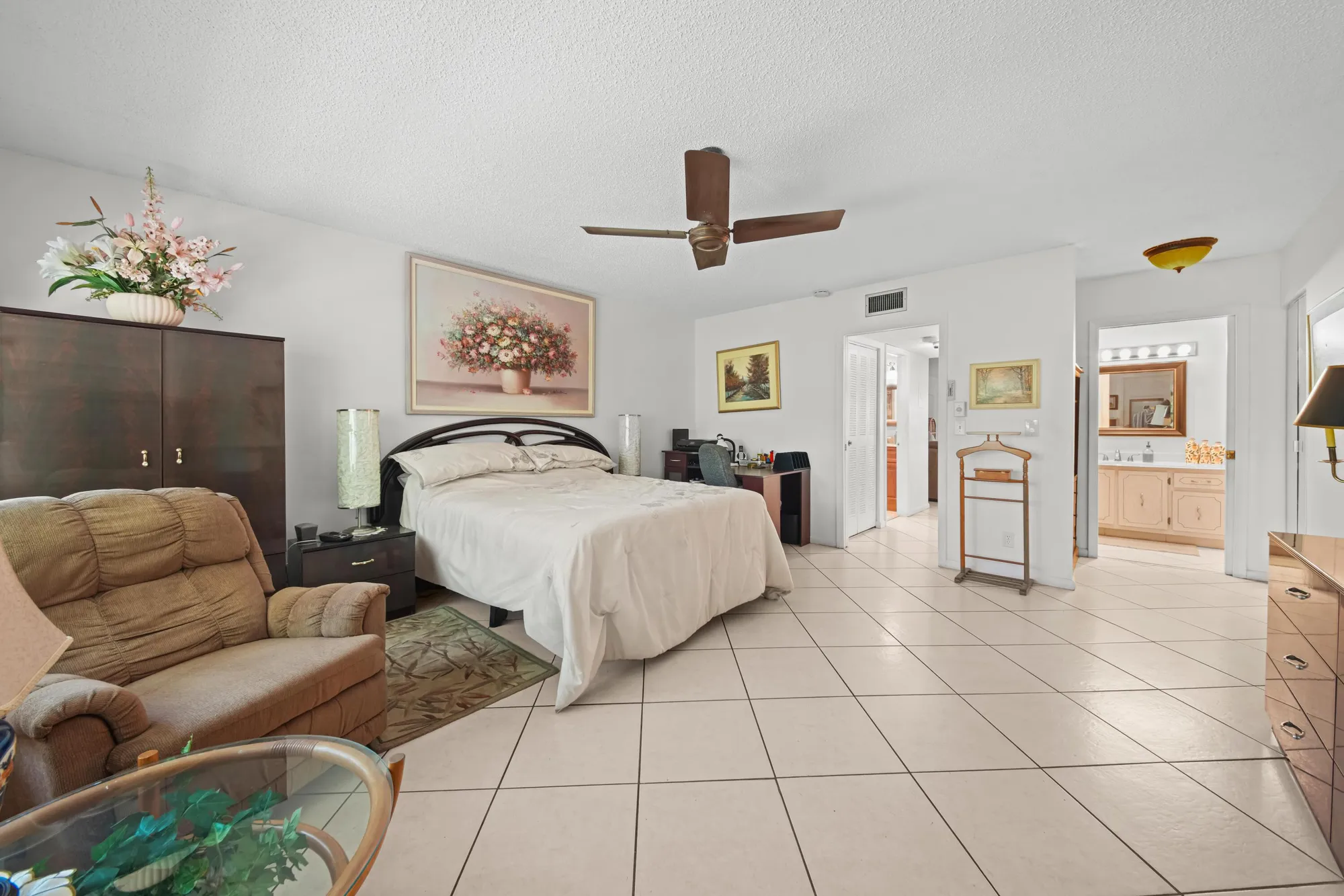 Property Slideshow image 15 of 21 | 4875 nw 3rd ct c, Delray Beach, FL, 33445