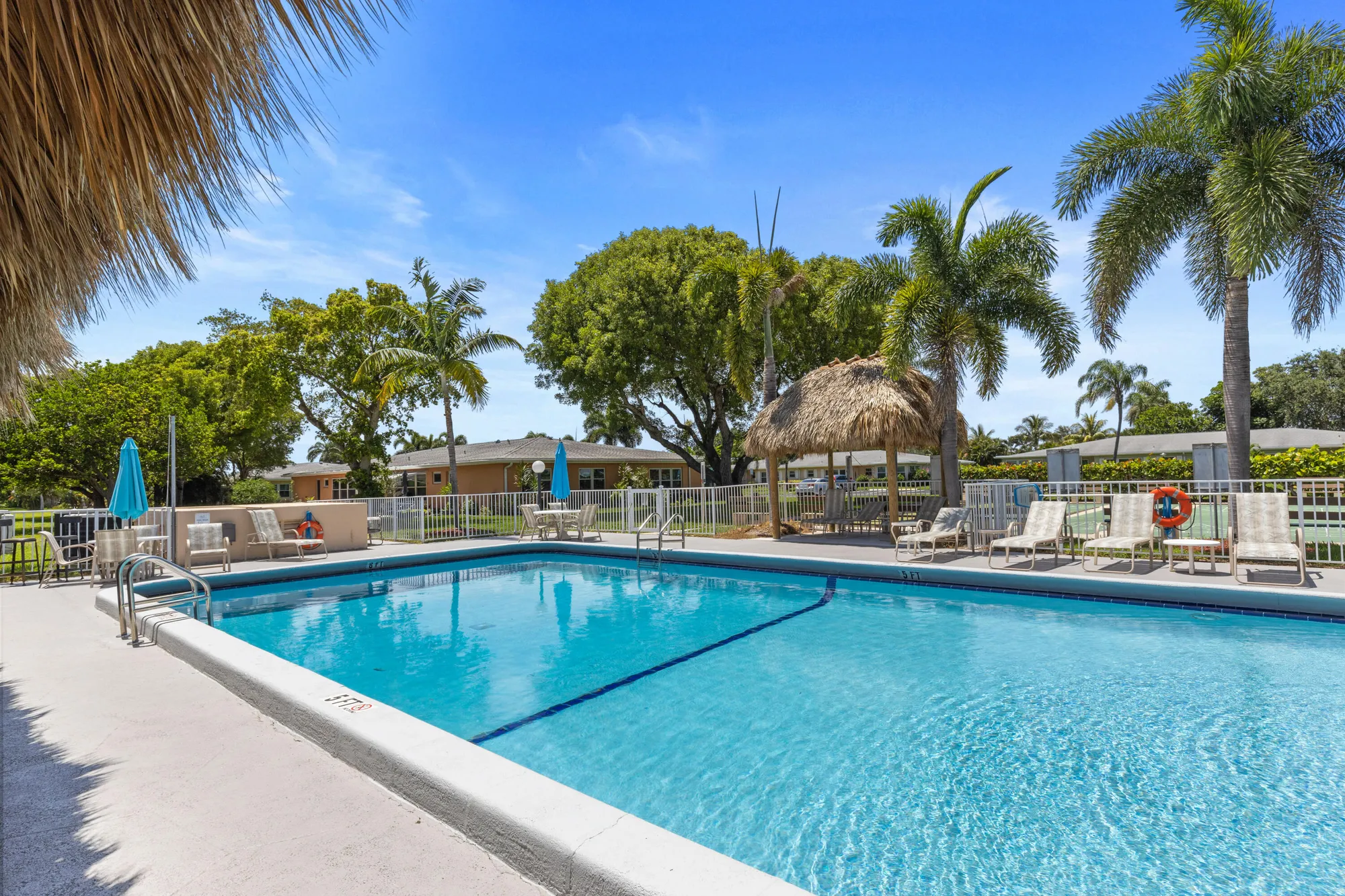 Property Slideshow image 22 of 23 | 215 n high point blvd b, Boynton Beach, FL, 33435