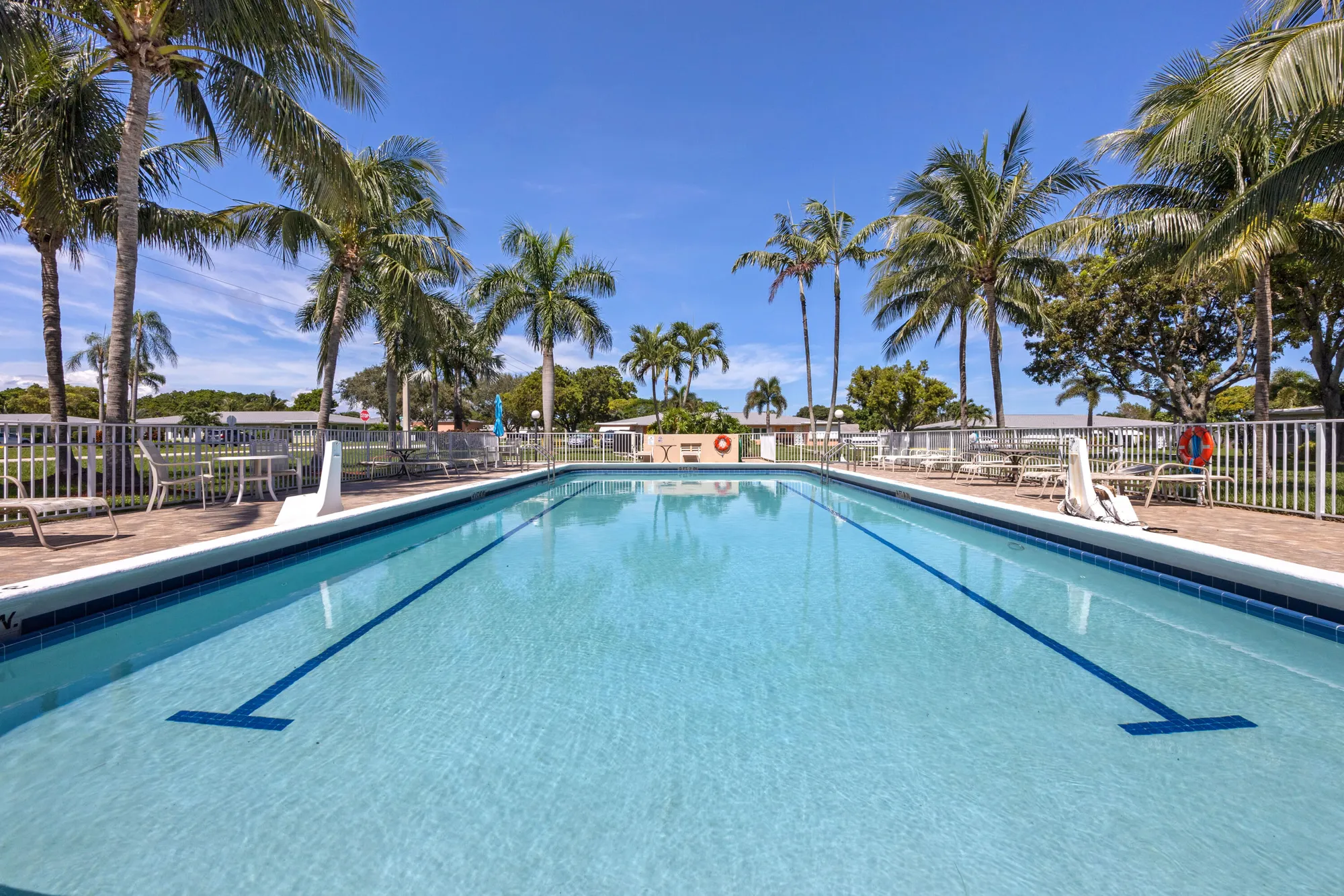 Property Slideshow image 19 of 23 | 215 n high point blvd b, Boynton Beach, FL, 33435
