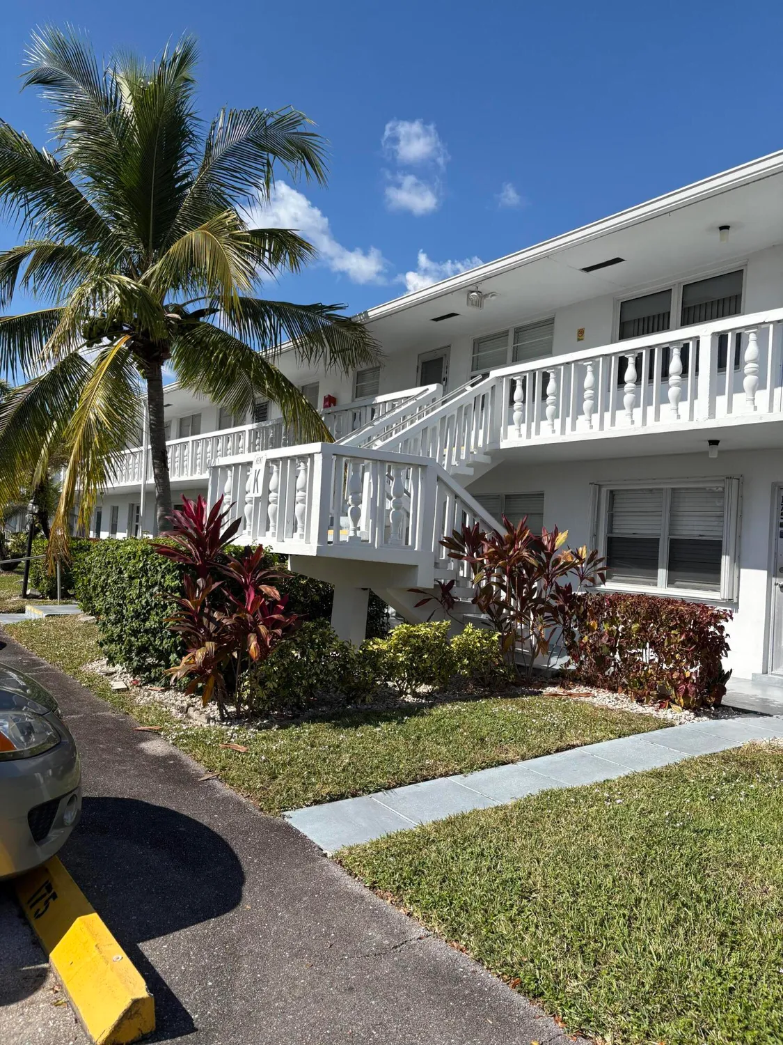 Property Slideshow image 5 of 12 | 186 kent k, West Palm Beach, FL, 33417