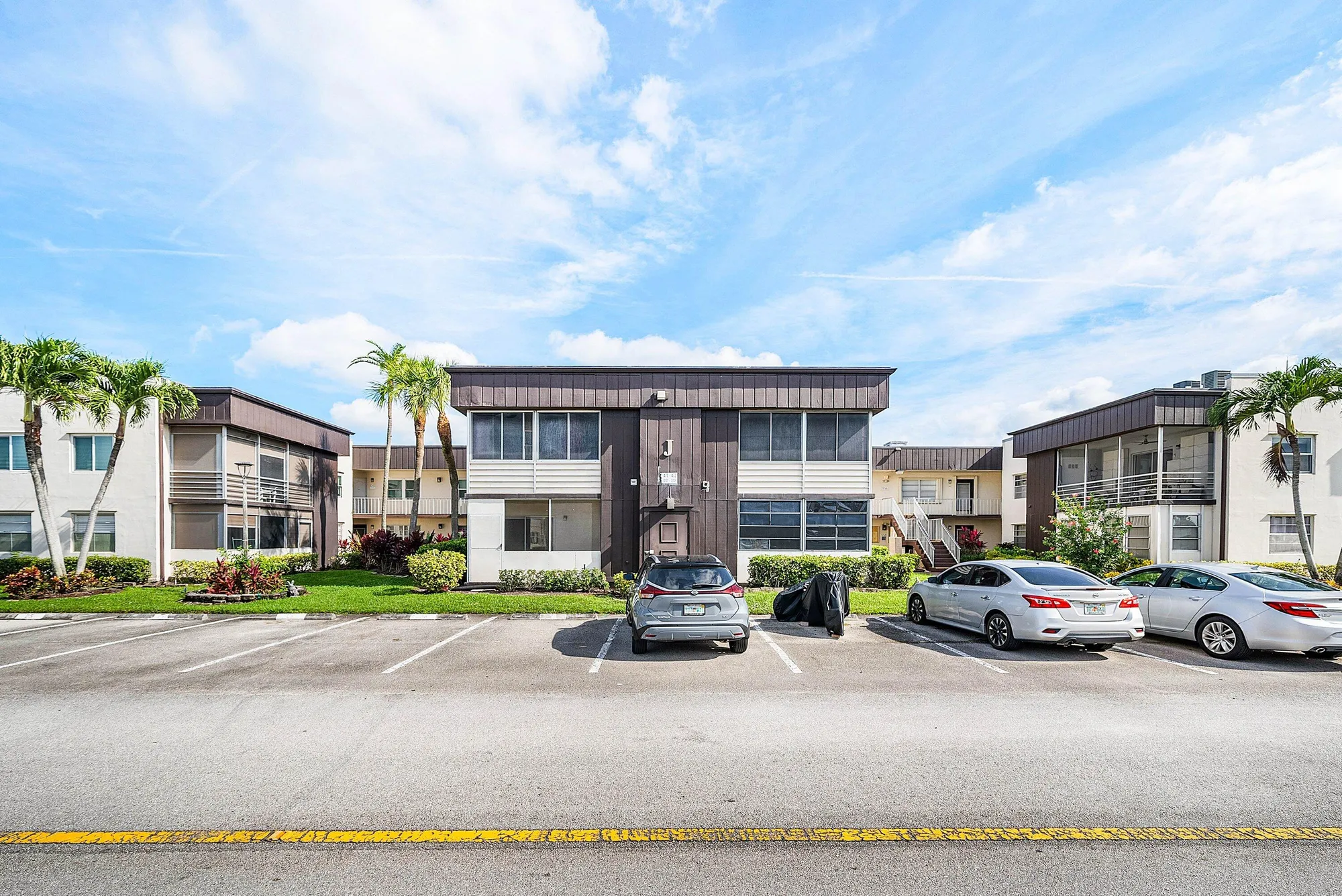 Property Slideshow image 25 of 67 | 447 burgundy j, Delray Beach, FL, 33484