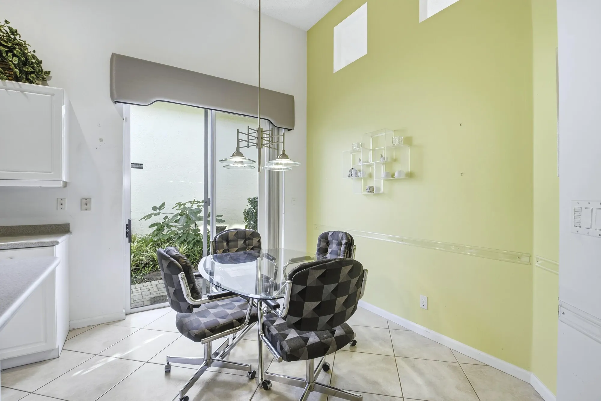 Property Slideshow image 4 of 29 | 7737 rockford rd, Boynton Beach, FL, 33472