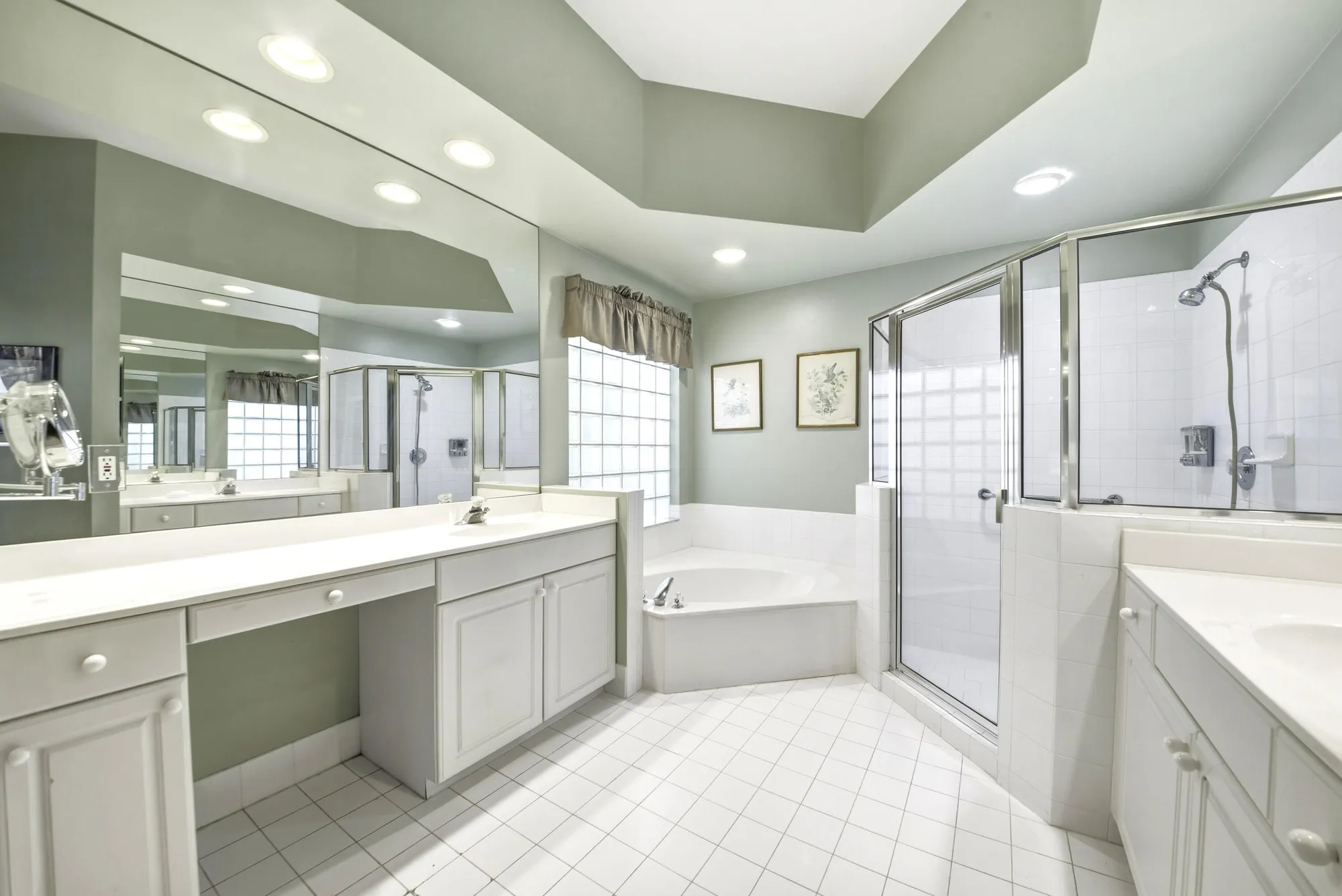 Property Slideshow image 10 of 29 | 7737 rockford rd, Boynton Beach, FL, 33472