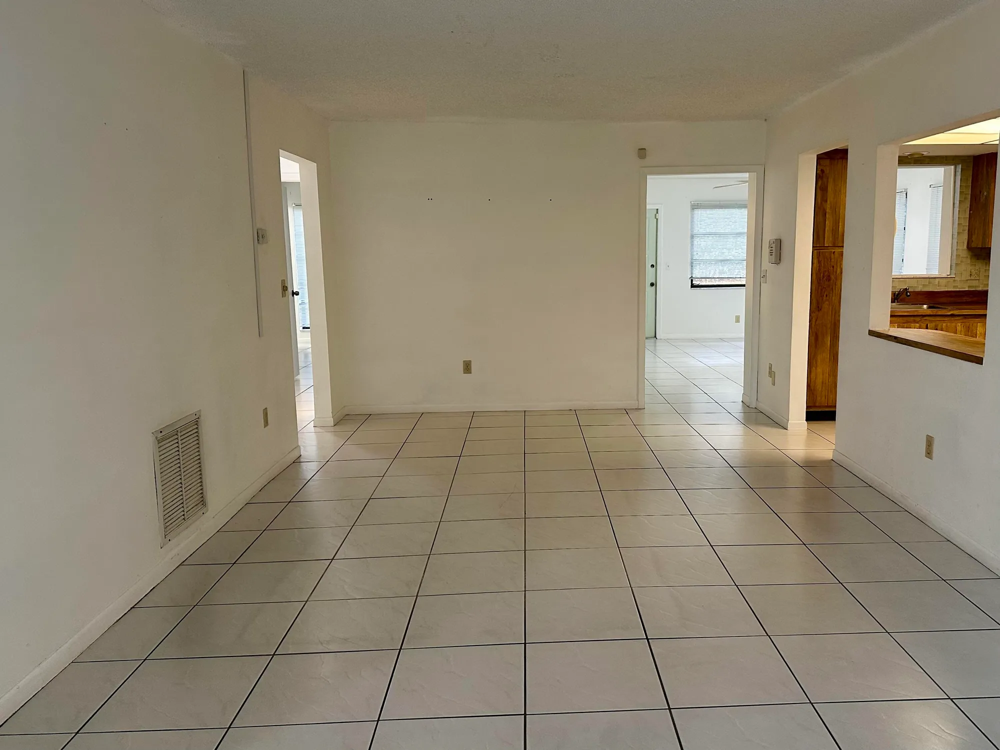 Property Slideshow image 16 of 20 | 6049 olivewood cir, Greenacres, FL, 33463