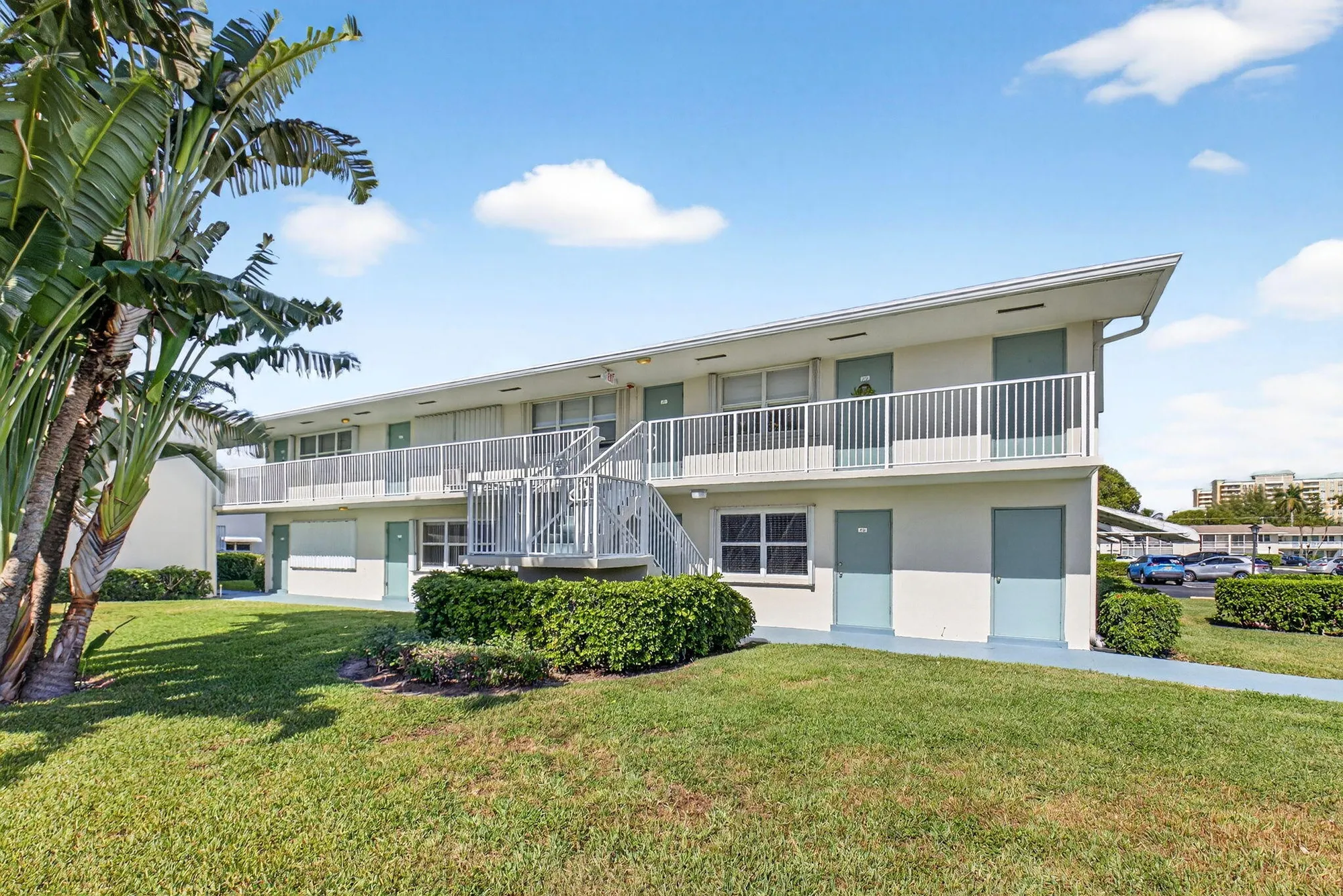 Property Slideshow image 1 of 25 | 480 horizons 212, Boynton Beach, FL, 33435