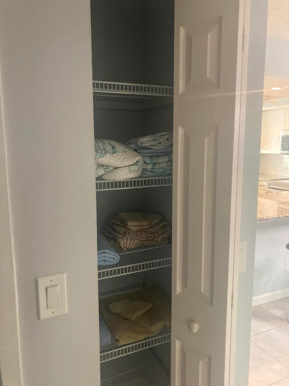 Property Slideshow image 14 of 21 | 2950 se ocean blvd 34-5, Stuart, FL, 34996