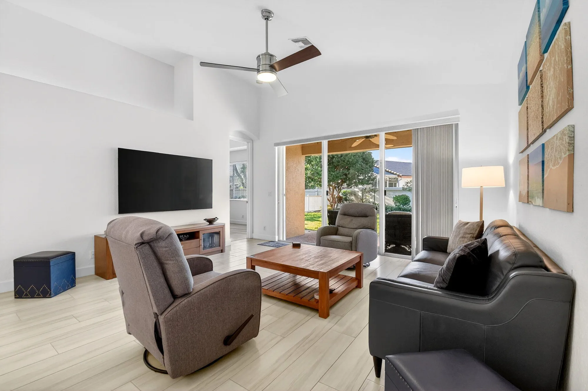 Property Slideshow image 13 of 61 | 8099 bellafiore way, Boynton Beach, FL, 33472