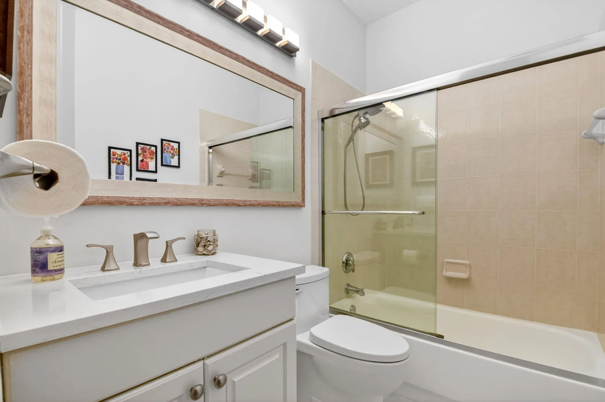Property Slideshow image 32 of 61 | 8099 bellafiore way, Boynton Beach, FL, 33472