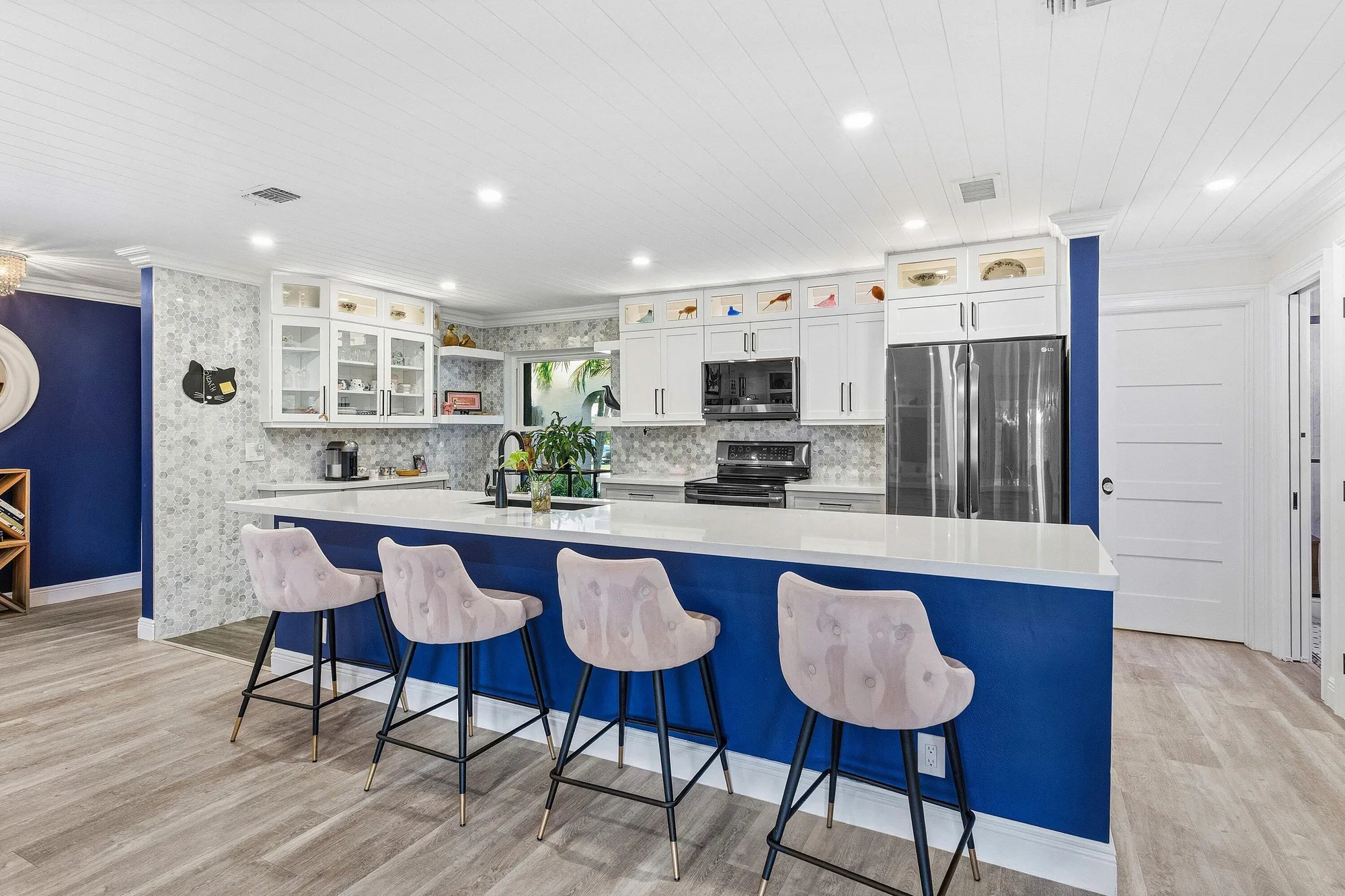 Property Slideshow image 9 of 31 | 5956 forest grove dr apt 2, Boynton Beach, FL, 33437