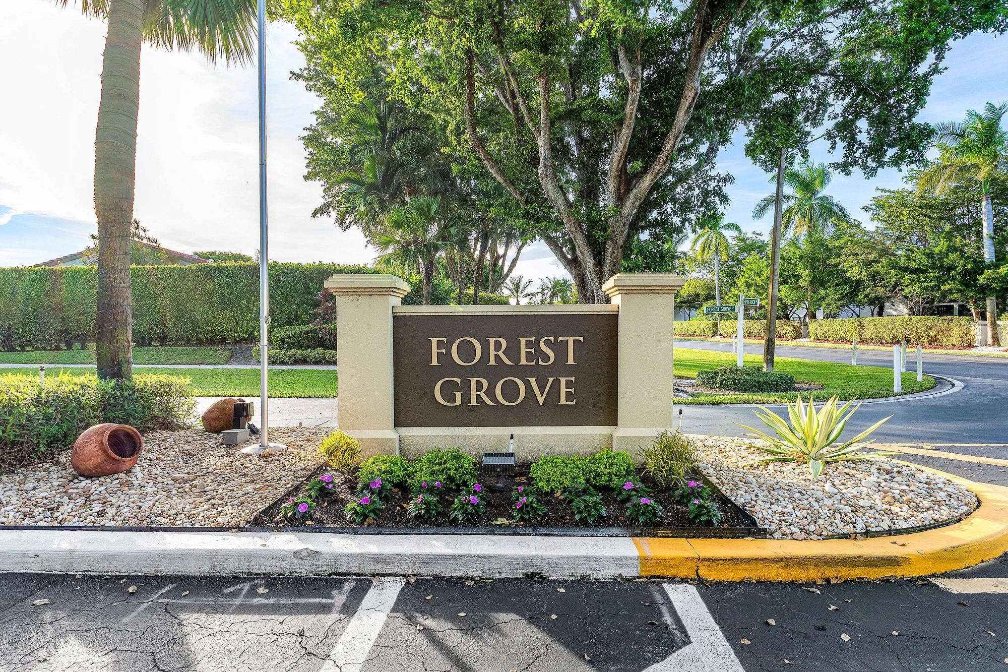 Property Slideshow image 21 of 31 | 5956 forest grove dr apt 2, Boynton Beach, FL, 33437