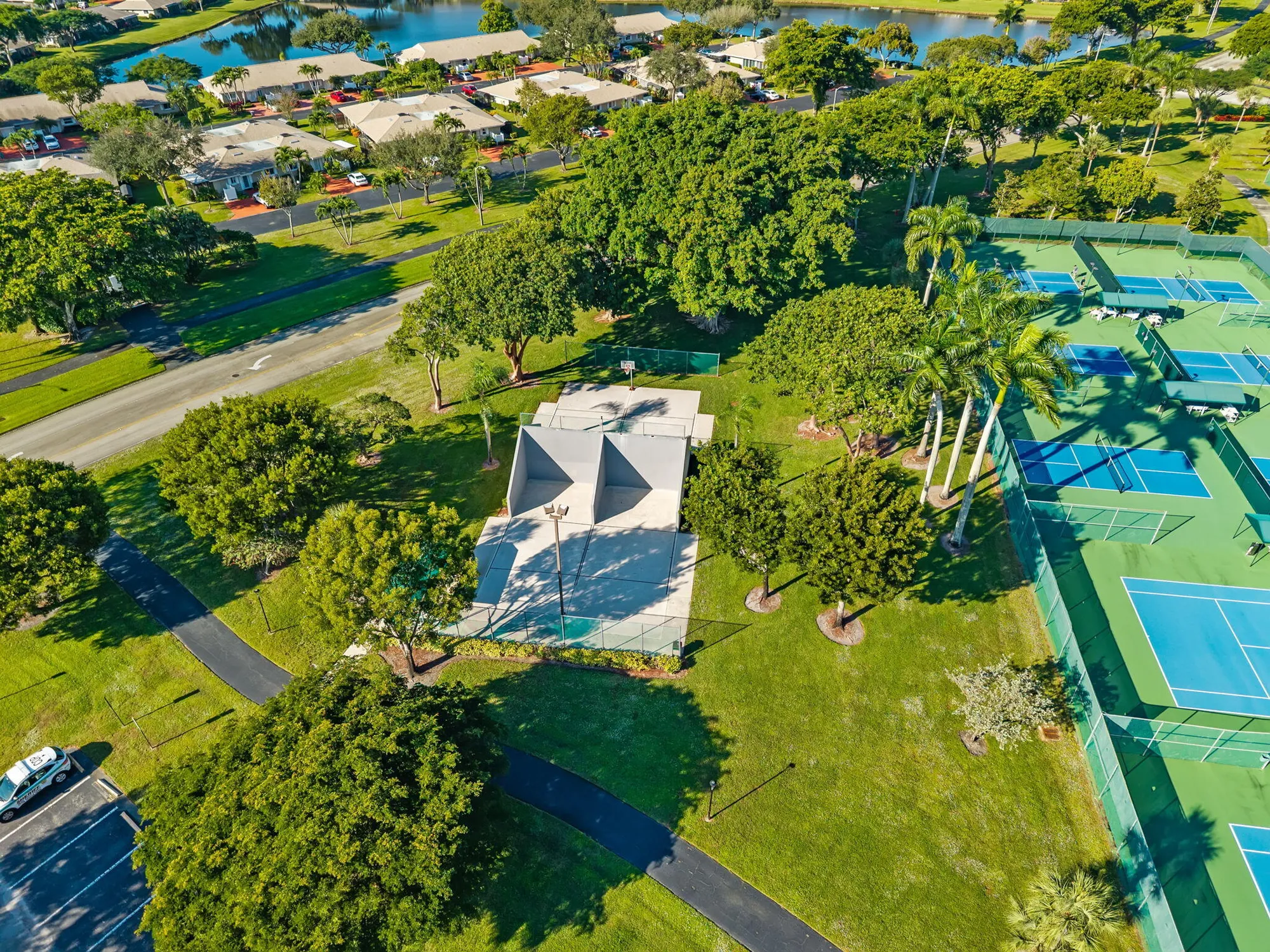 Property Slideshow image 32 of 40 | 8030 springside ct d, Boca Raton, FL, 33496