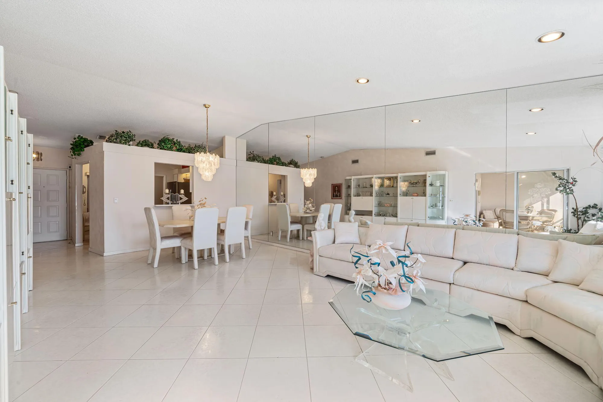 Property Slideshow image 10 of 40 | 8030 springside ct d, Boca Raton, FL, 33496