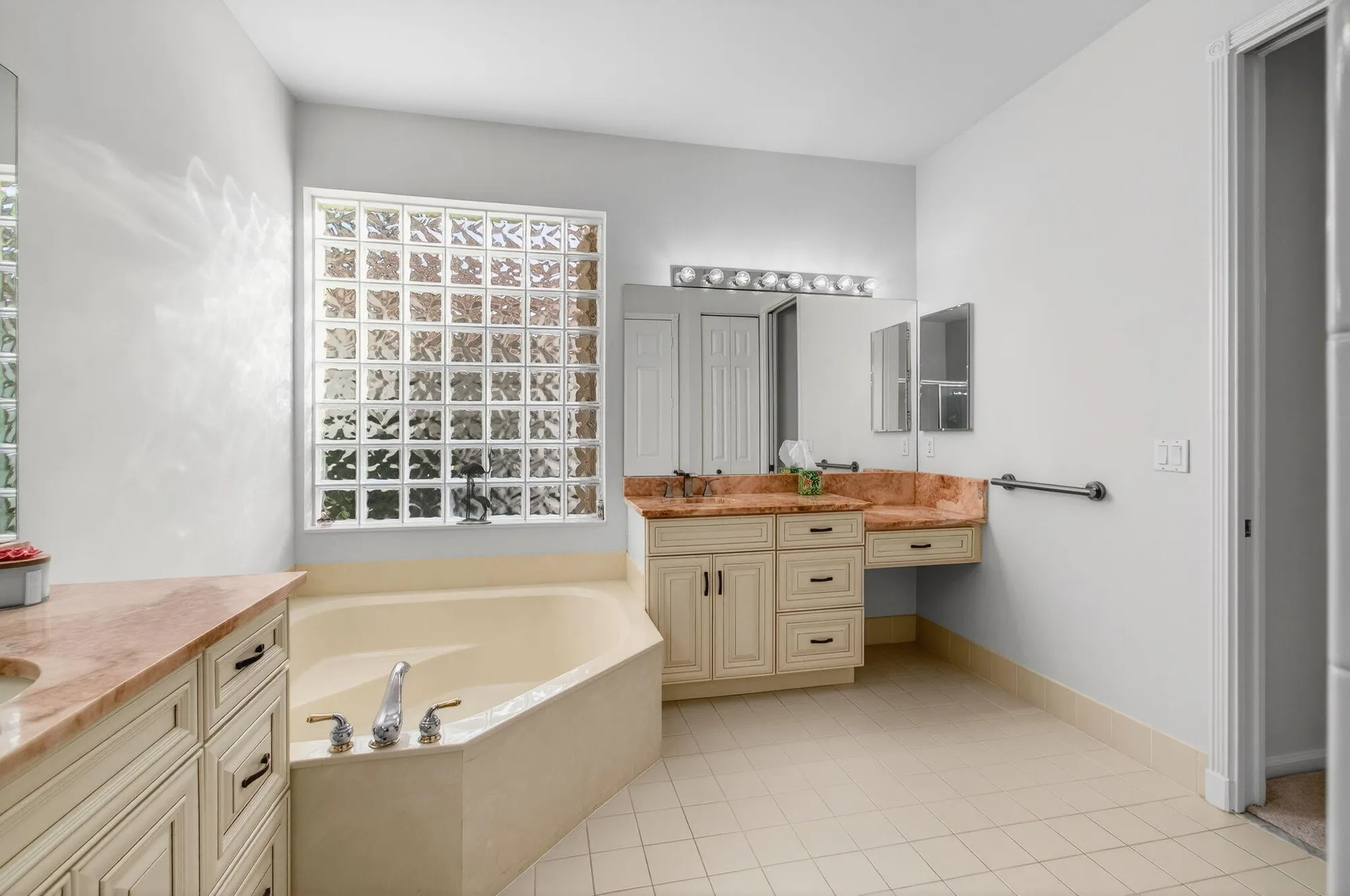 Property Slideshow image 35 of 91 | 11564 puerto blvd, Boynton Beach, FL, 33437