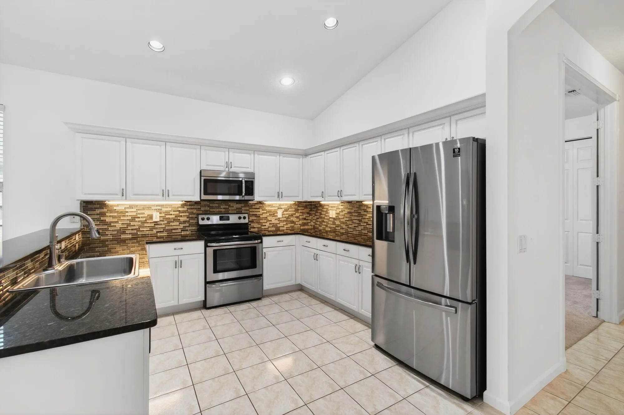 Property Slideshow image 15 of 91 | 11564 puerto blvd, Boynton Beach, FL, 33437