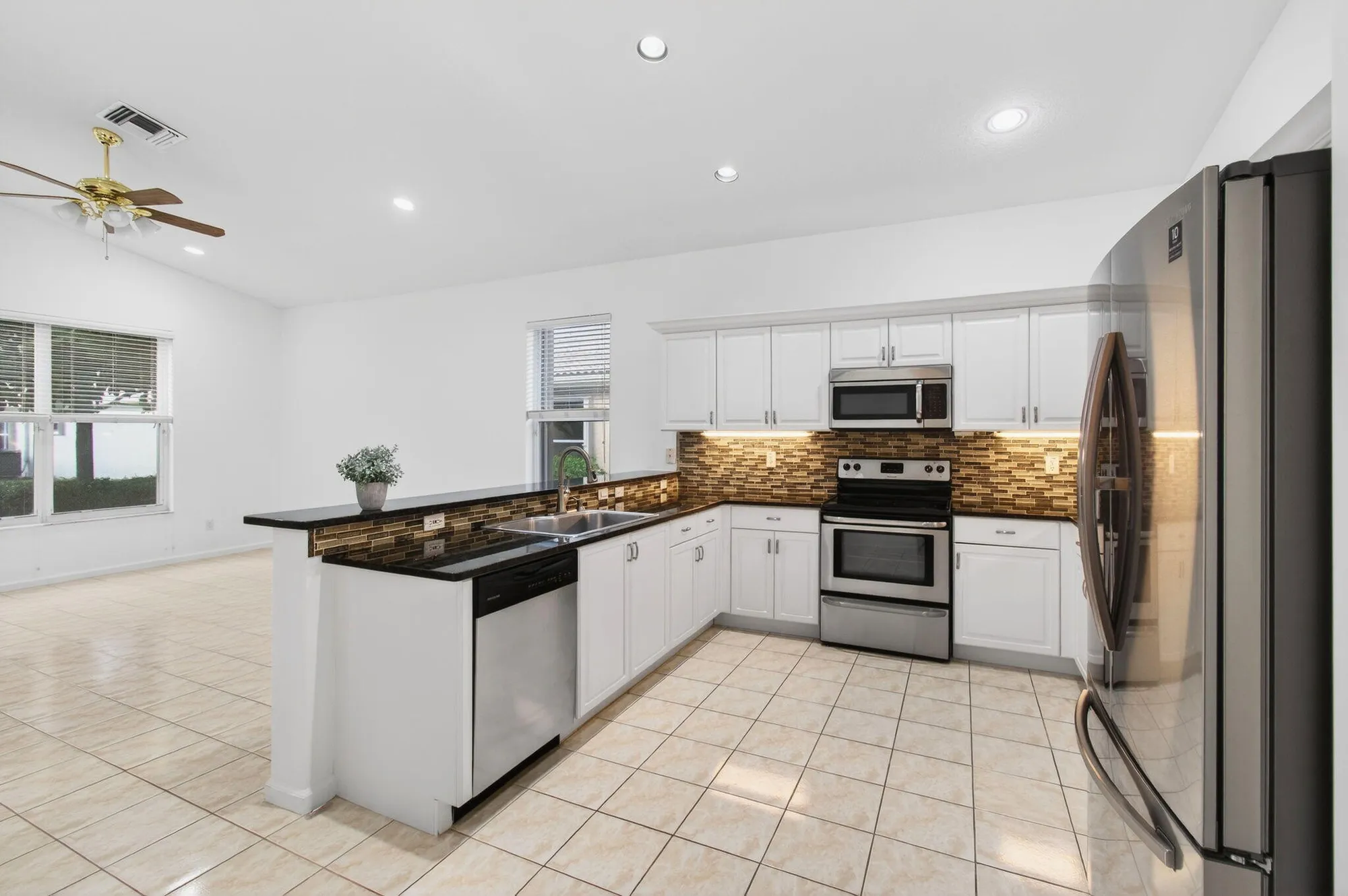 Property Slideshow image 17 of 91 | 11564 puerto blvd, Boynton Beach, FL, 33437