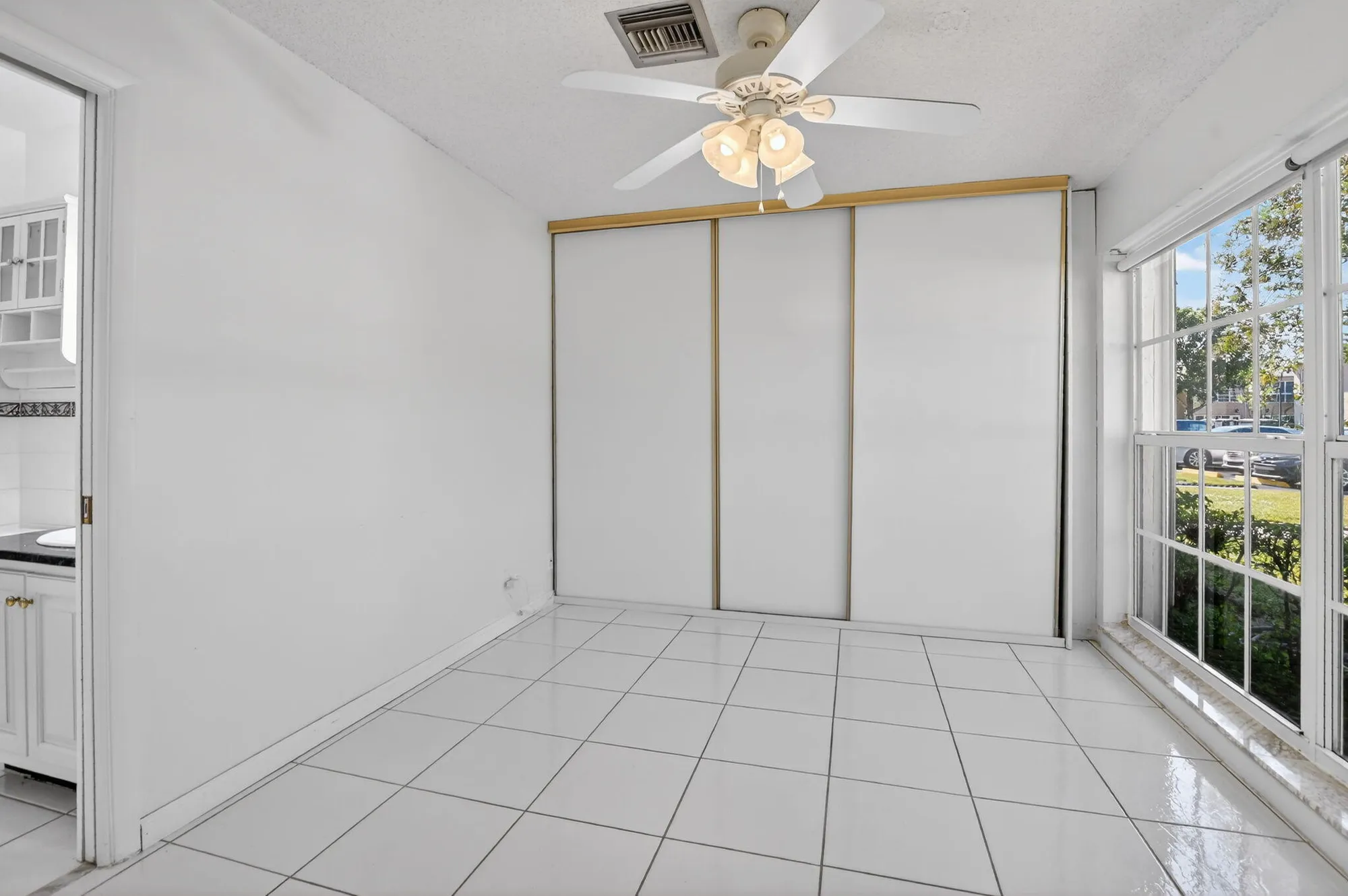 Property Slideshow image 20 of 45 | 13942 via flora b, Delray Beach, FL, 33484