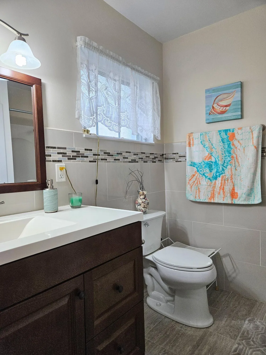 Property Slideshow image 15 of 25 | 2920 crosley dr b, West Palm Beach, FL, 33415
