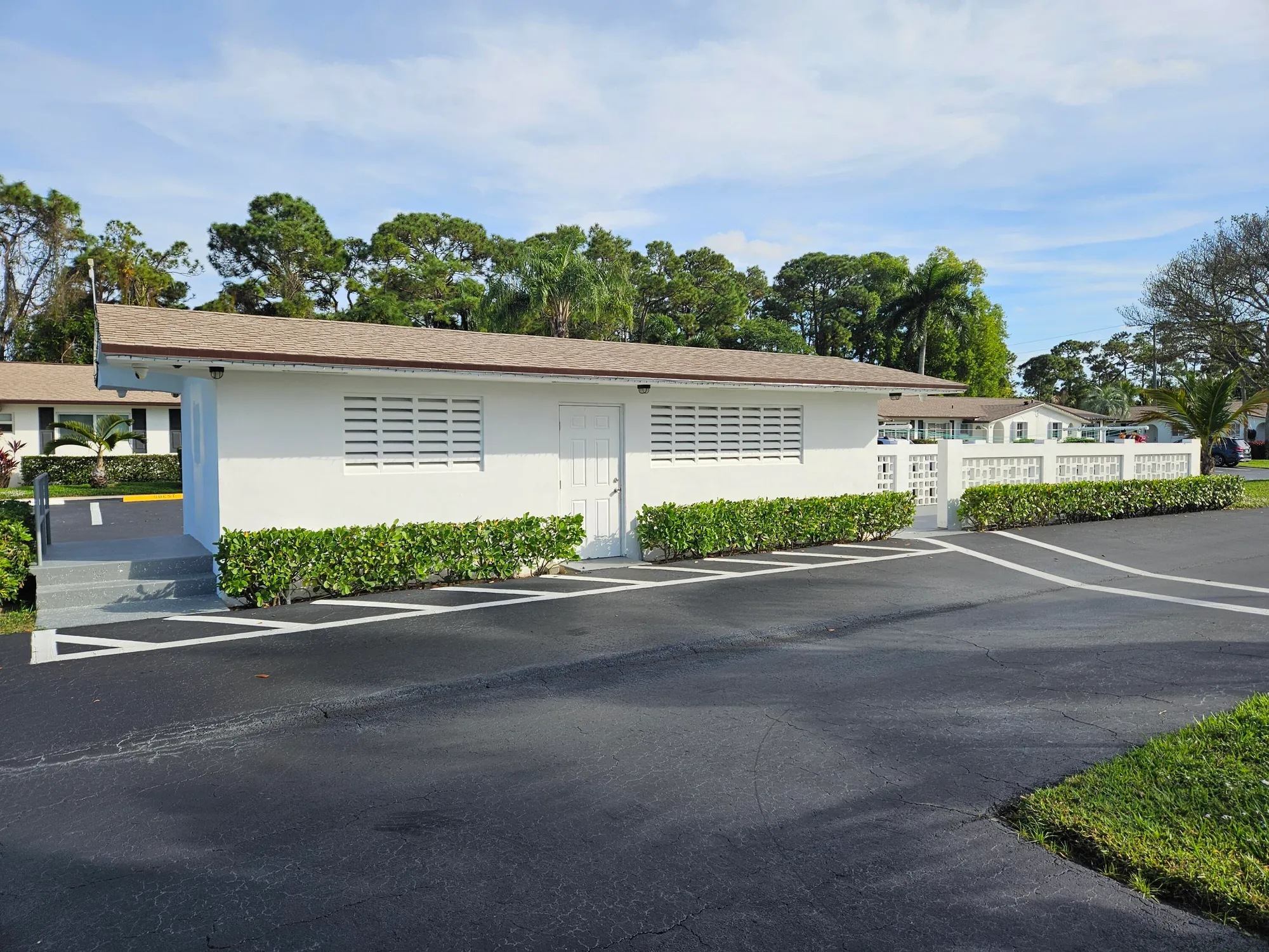 Property Slideshow image 22 of 25 | 2920 crosley dr b, West Palm Beach, FL, 33415