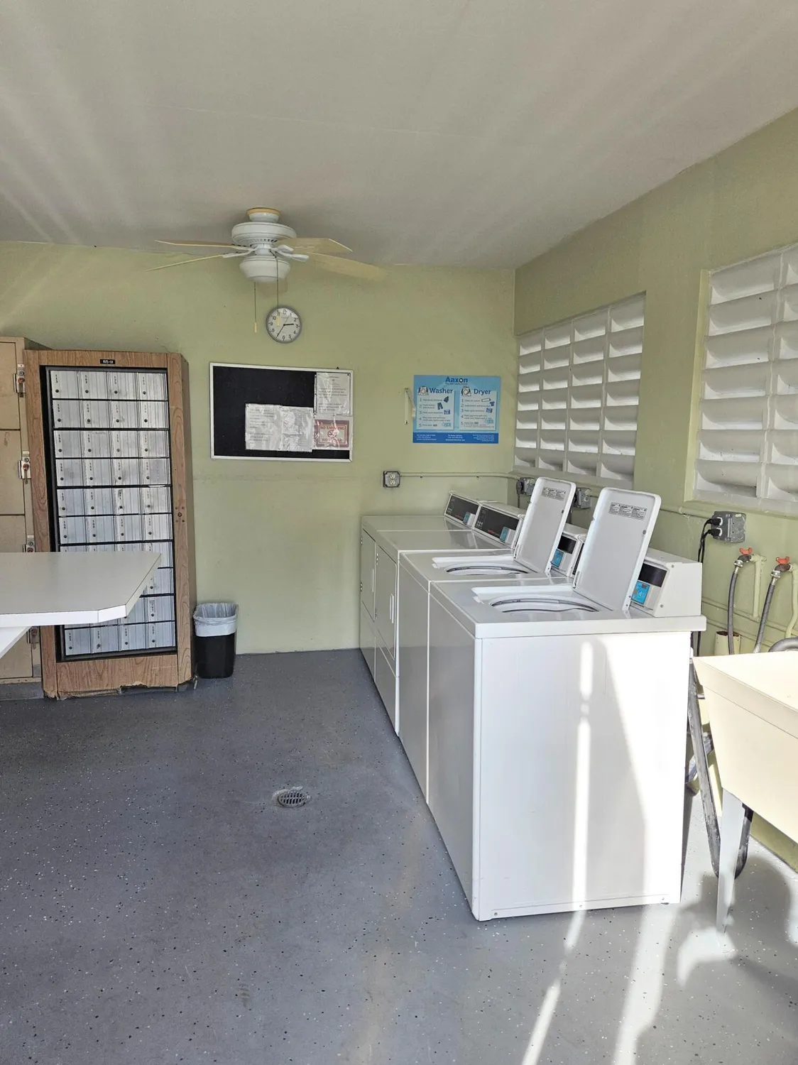 Property Slideshow image 23 of 25 | 2920 crosley dr b, West Palm Beach, FL, 33415