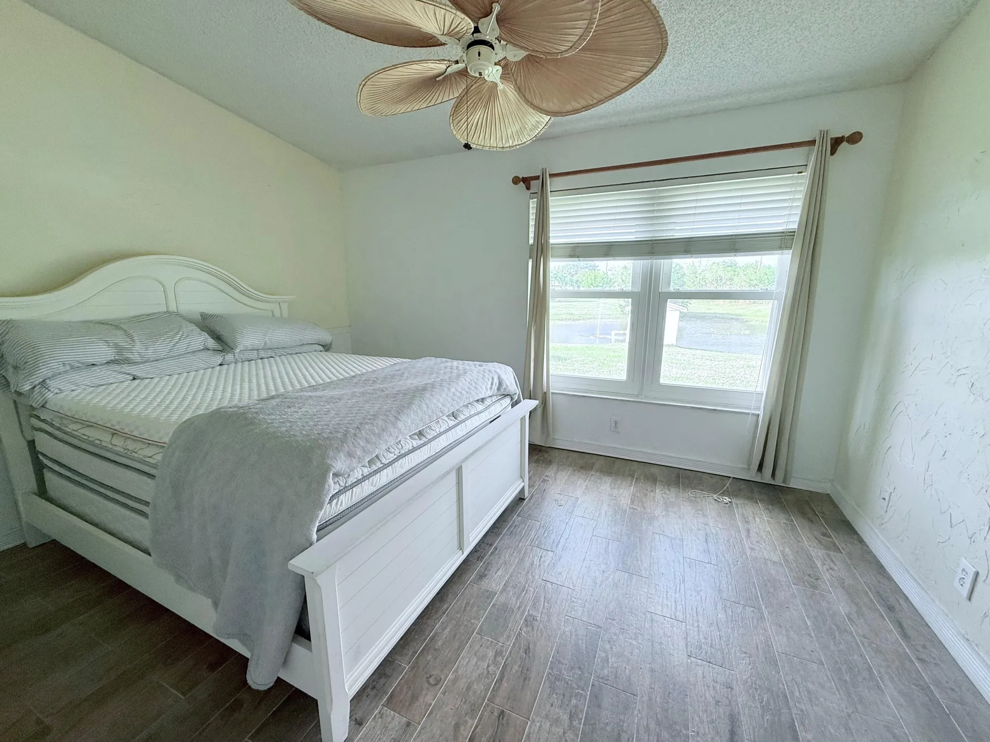 Property Slideshow image 12 of 18 | 15548 bottlebrush cir, Delray Beach, FL, 33484