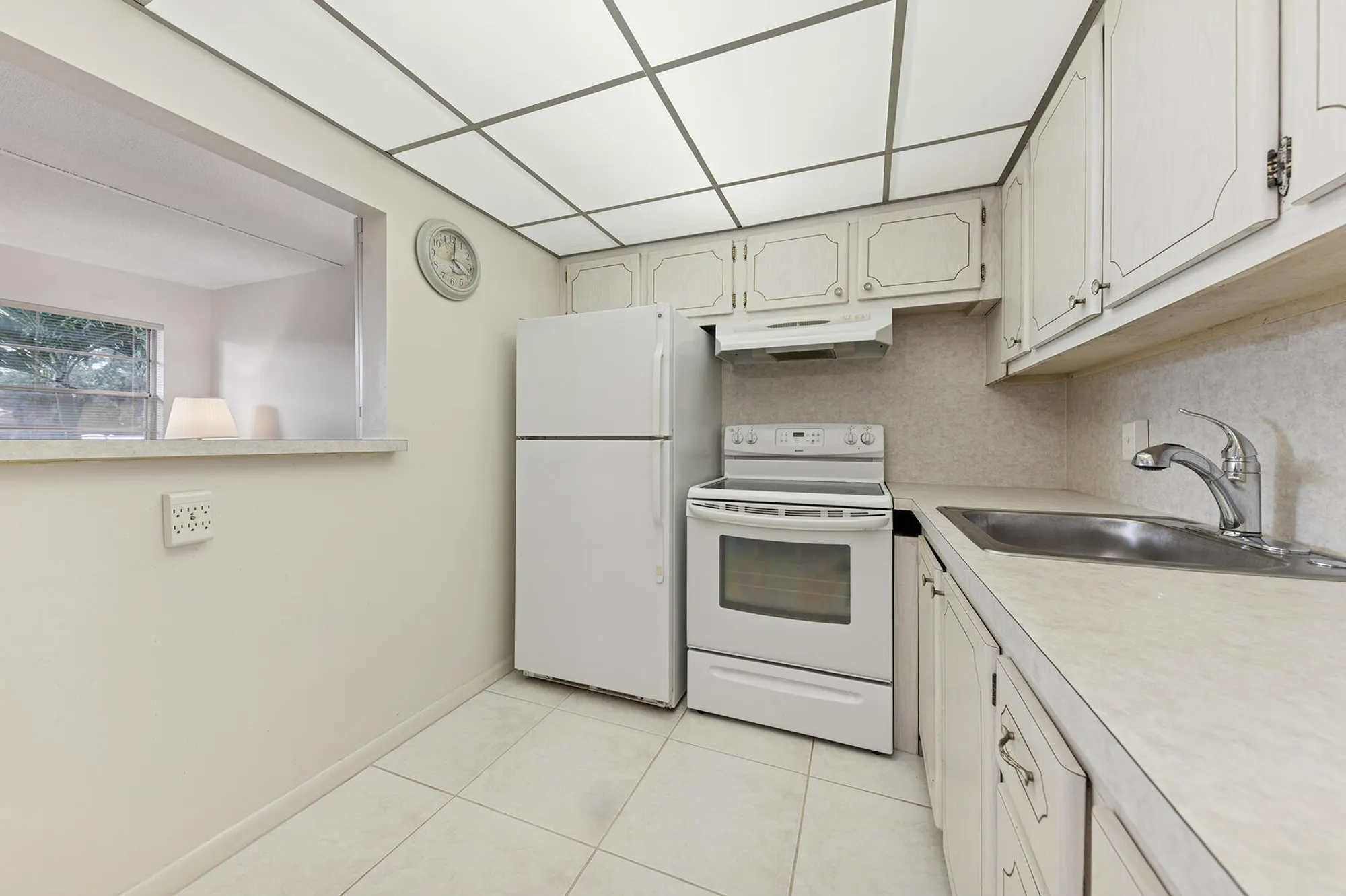 Property Slideshow image 4 of 9 | 116 windsor f, West Palm Beach, FL, 33417