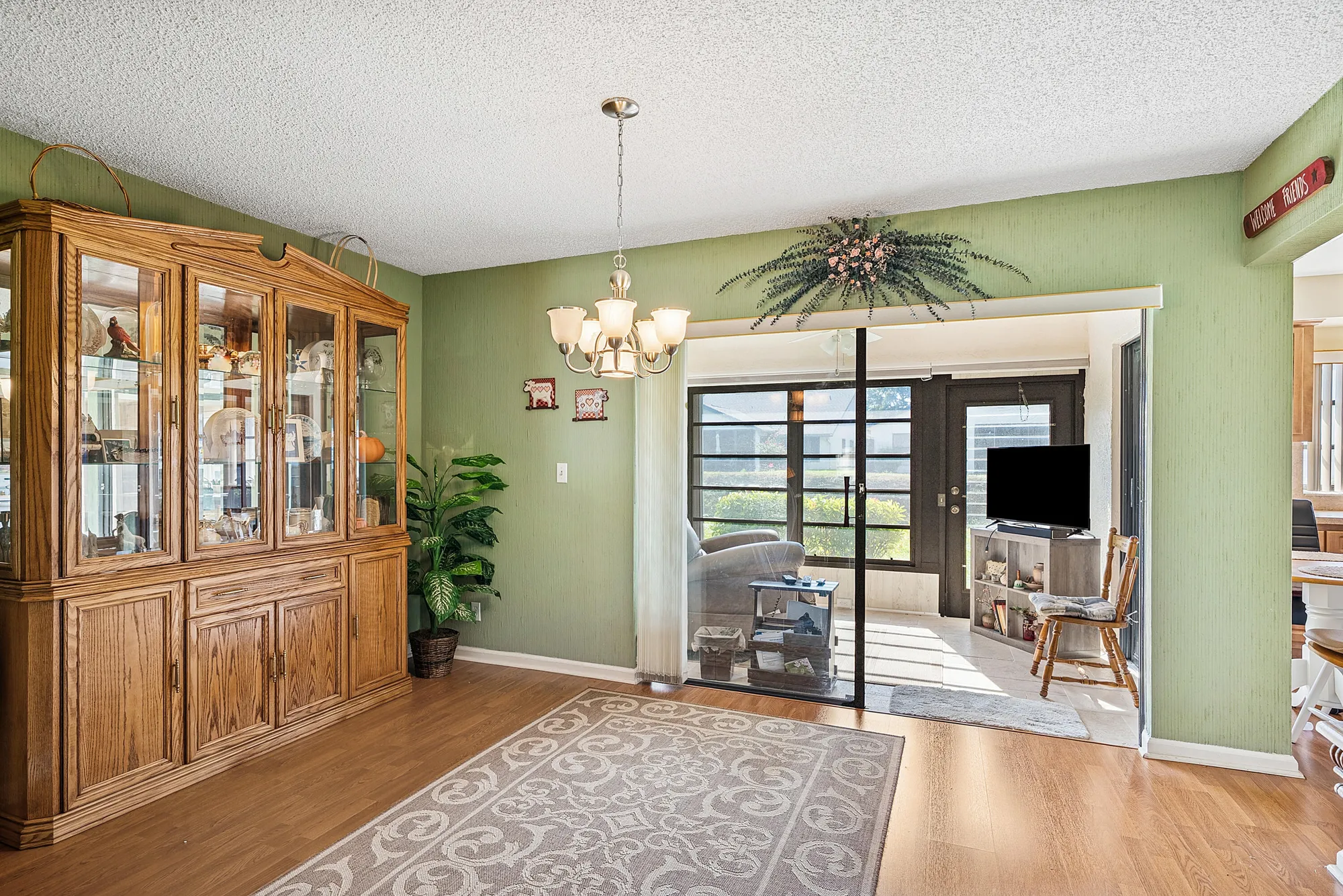 Property Slideshow image 7 of 24 | 4866 equestrian rd a, Boynton Beach, FL, 33436