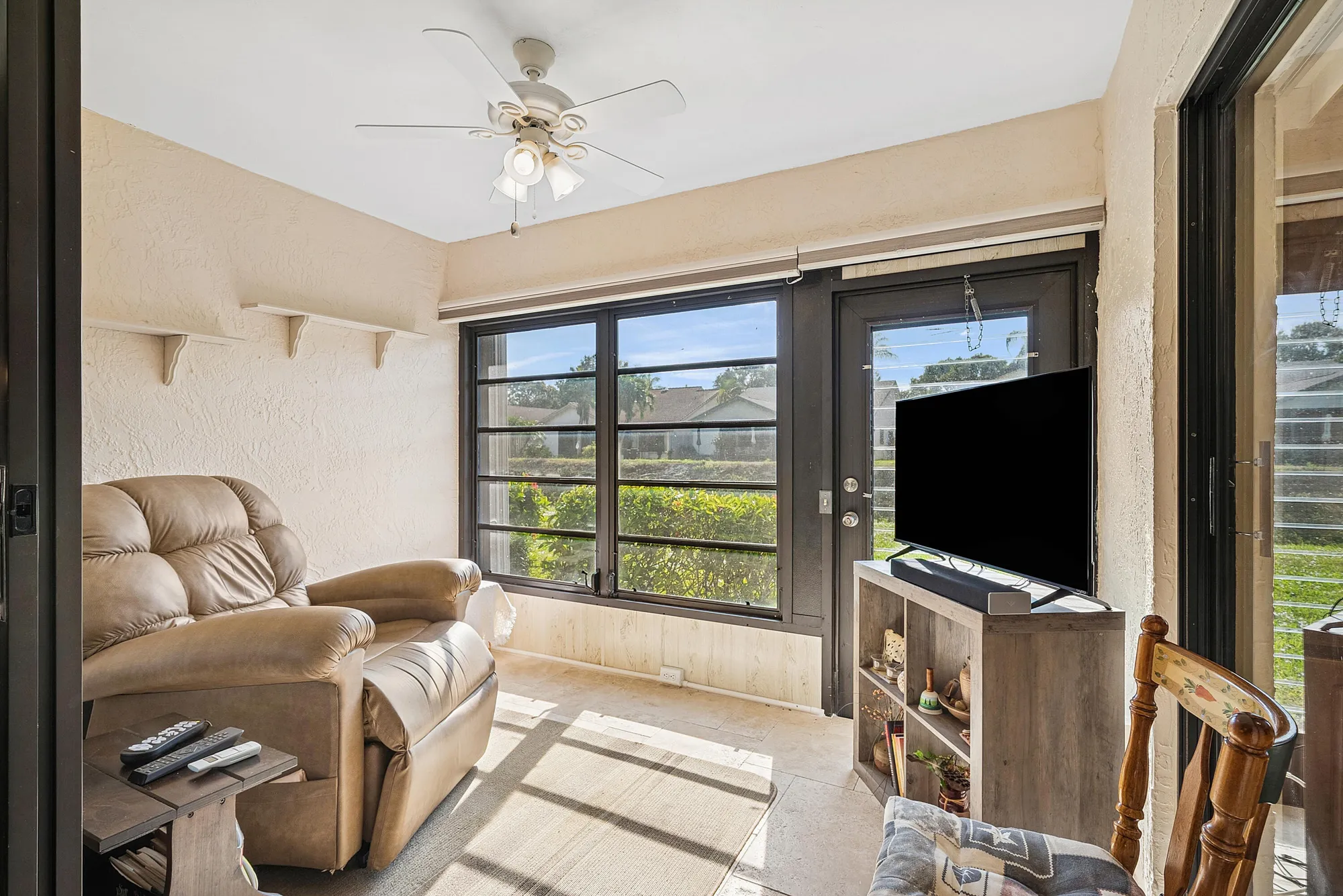 Property Slideshow image 9 of 24 | 4866 equestrian rd a, Boynton Beach, FL, 33436