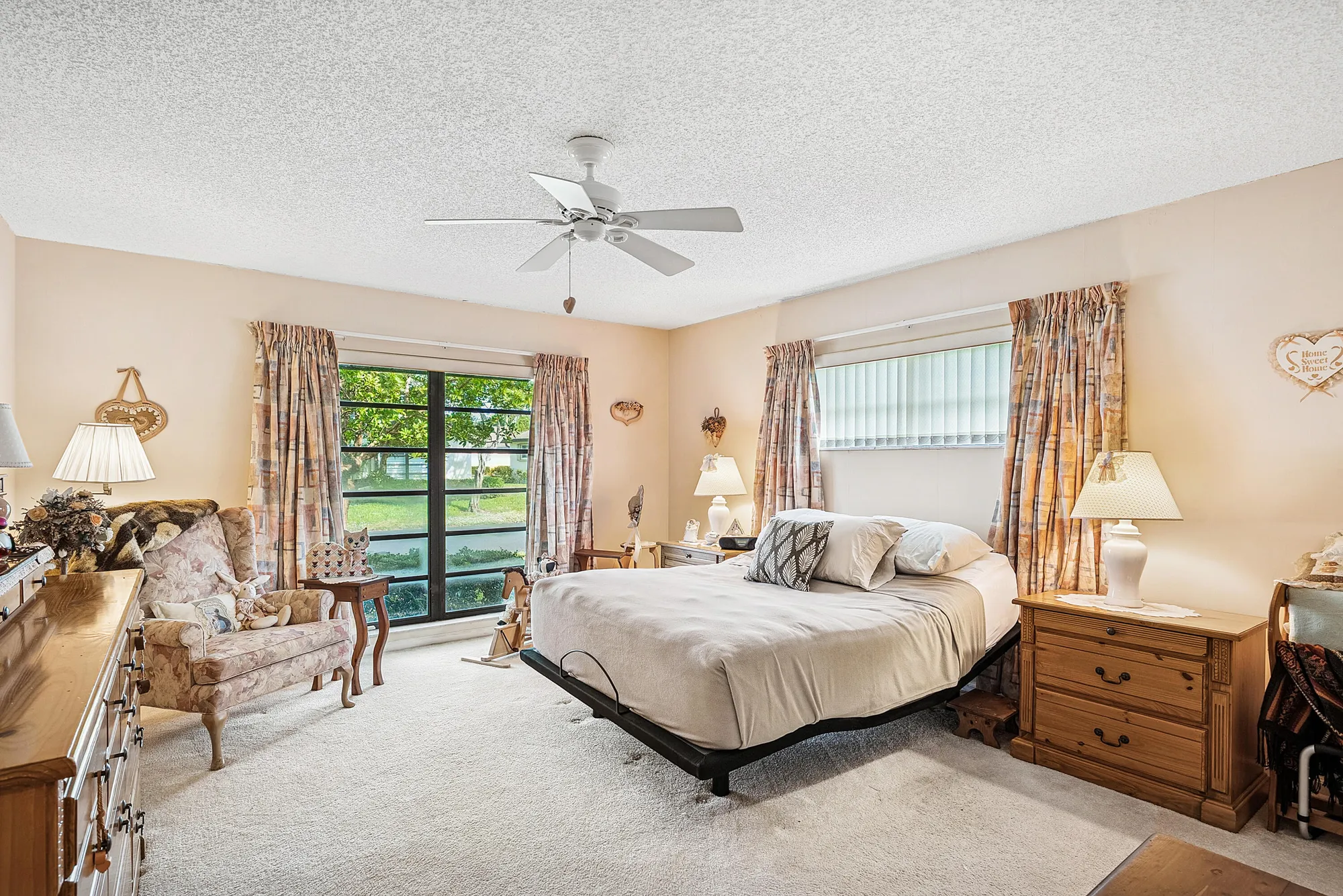 Property Slideshow image 14 of 24 | 4866 equestrian rd a, Boynton Beach, FL, 33436