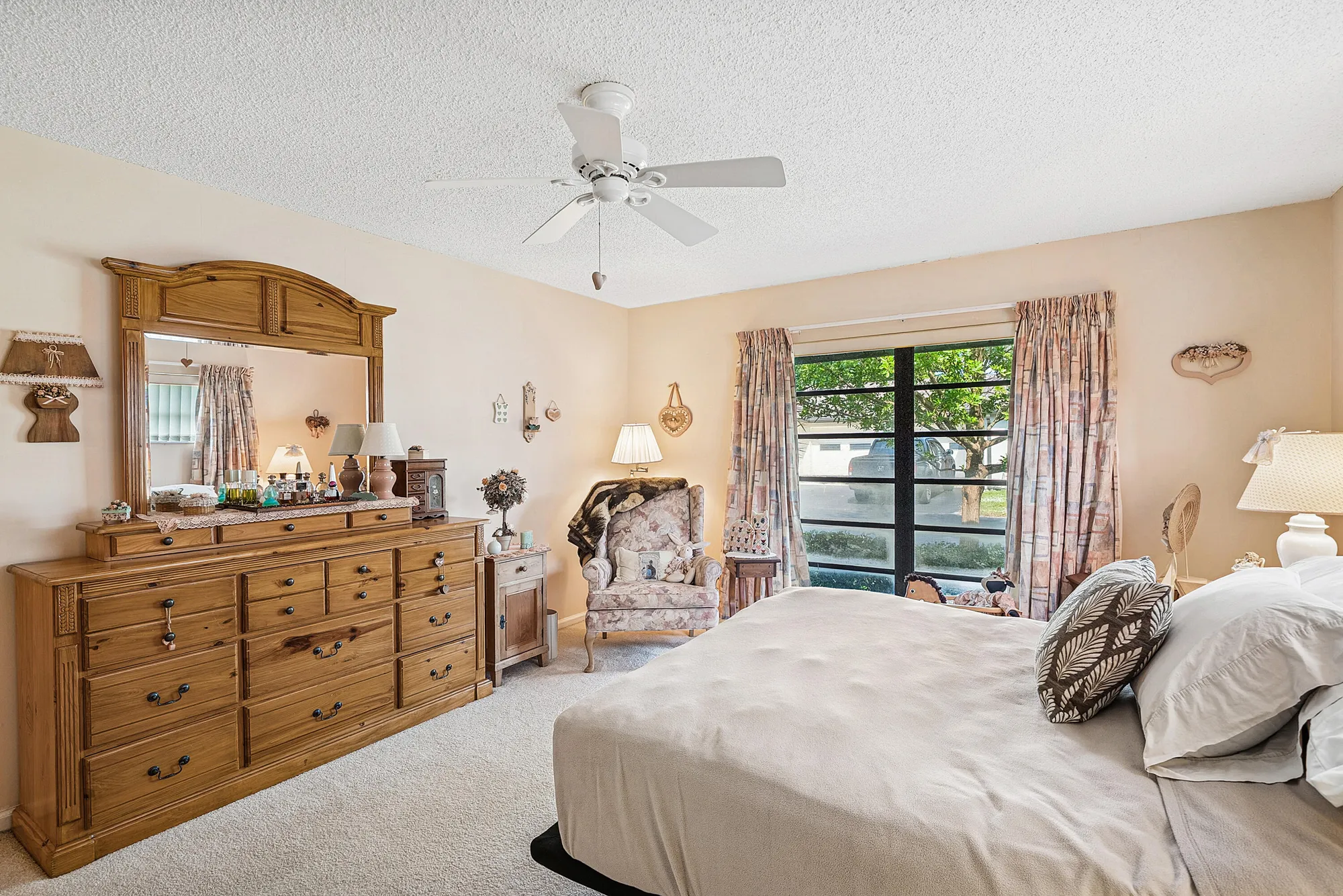 Property Slideshow image 15 of 24 | 4866 equestrian rd a, Boynton Beach, FL, 33436