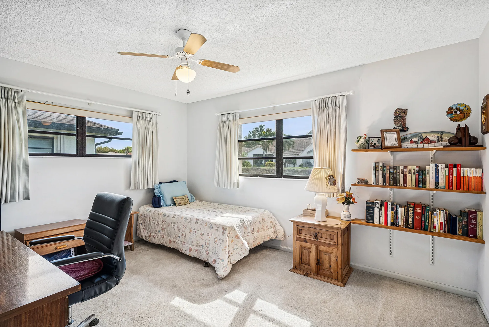 Property Slideshow image 18 of 24 | 4866 equestrian rd a, Boynton Beach, FL, 33436