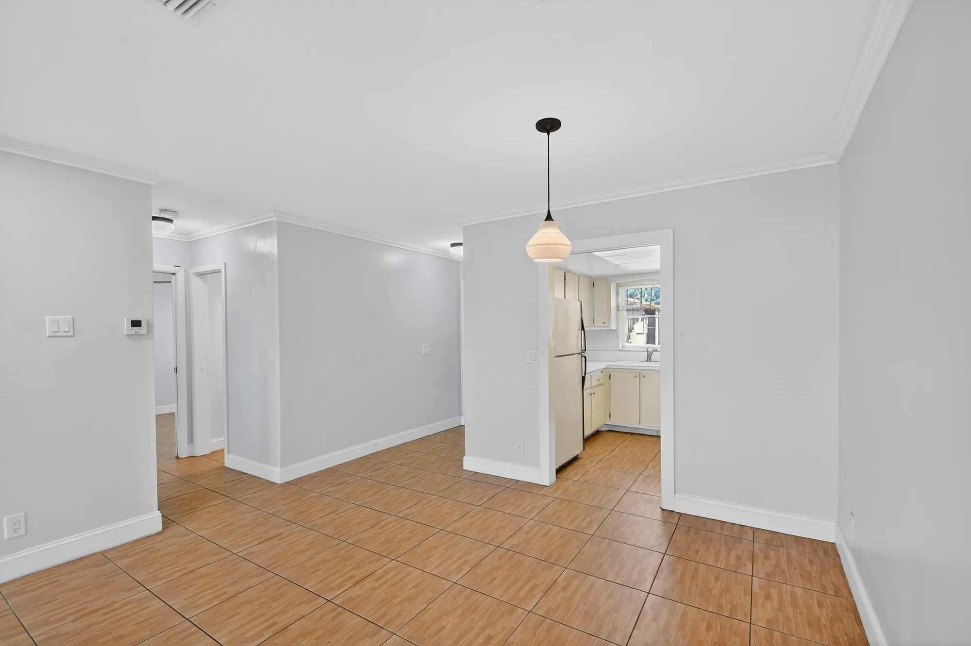 Property Slideshow image 7 of 54 | 2667 dudley dr b, West Palm Beach, FL, 33415